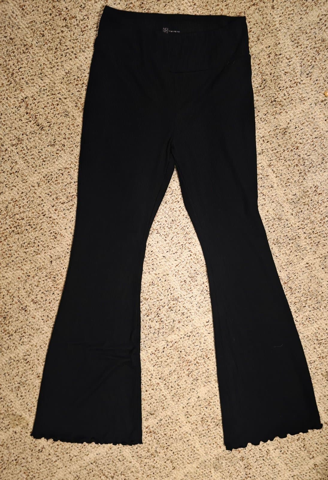 Women's Flare Leg Pants sz Medium - Thumbnail 2