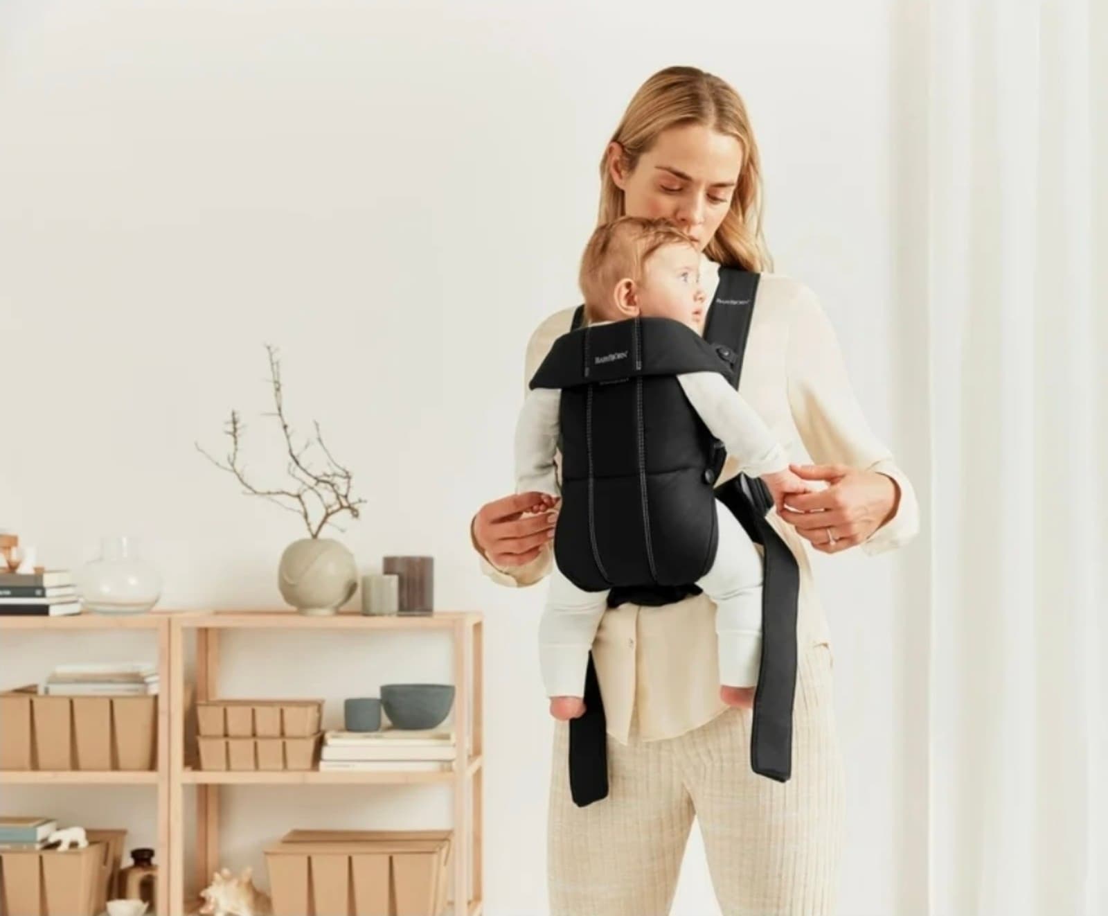 Baby Bajorn Carrier - Thumbnail 2