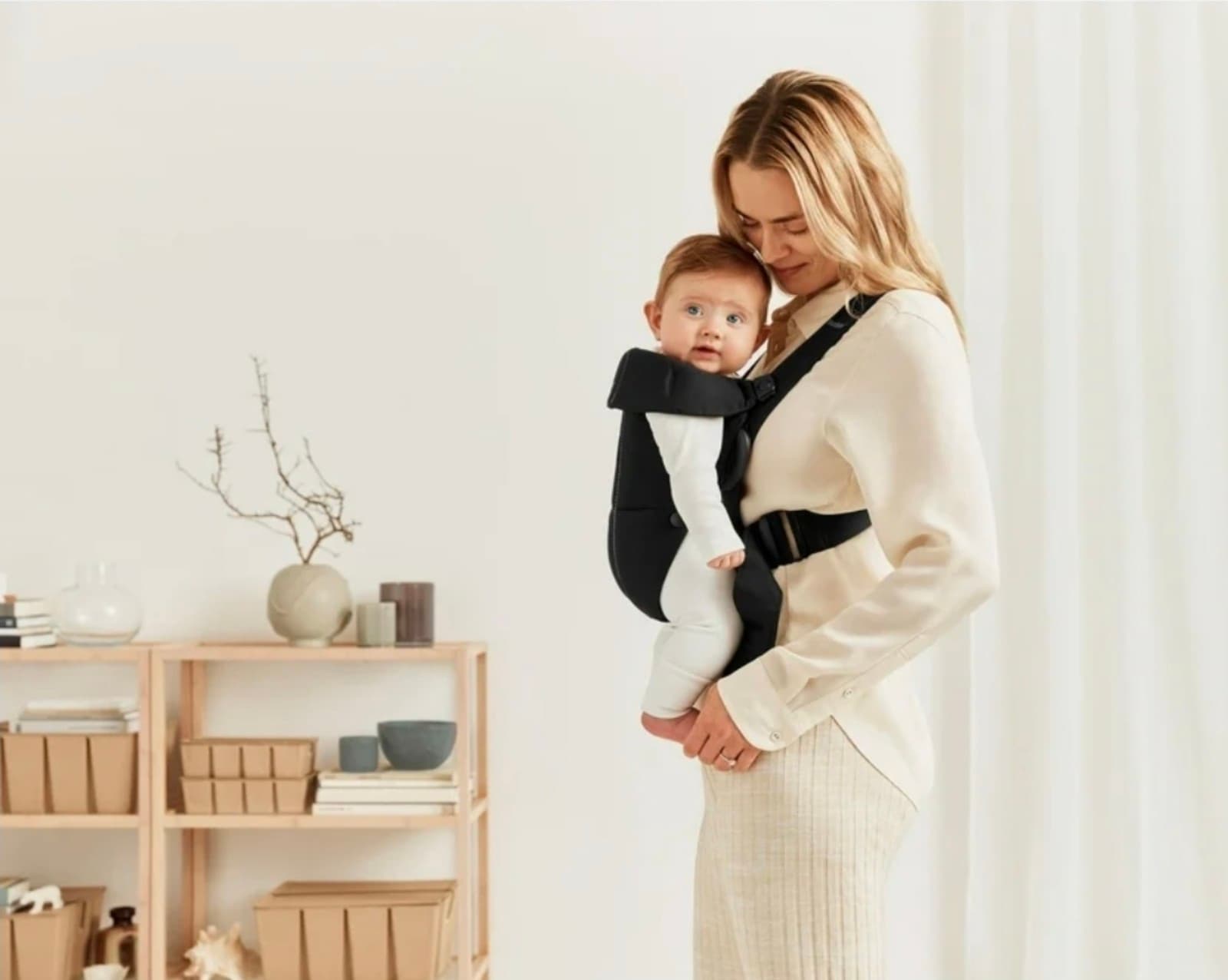 Baby Bajorn Carrier - Thumbnail 3