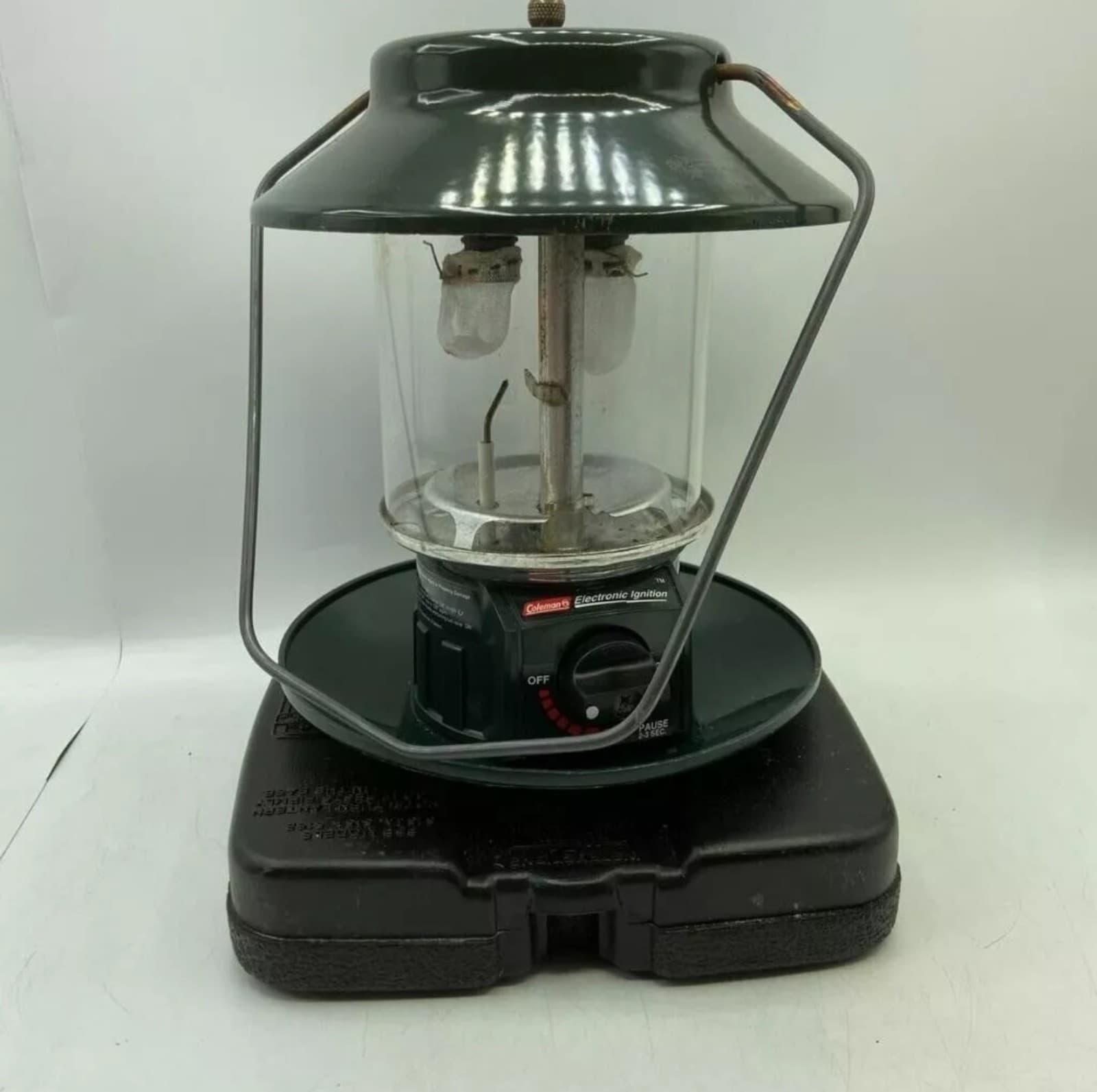 Coleman Lantern with Red Carrying Case Vintage New - Thumbnail 6