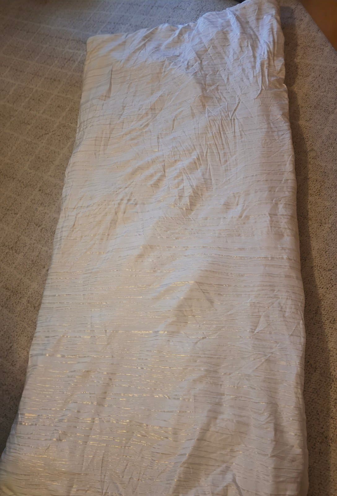 Queen size Comforter from Macys - Thumbnail 3