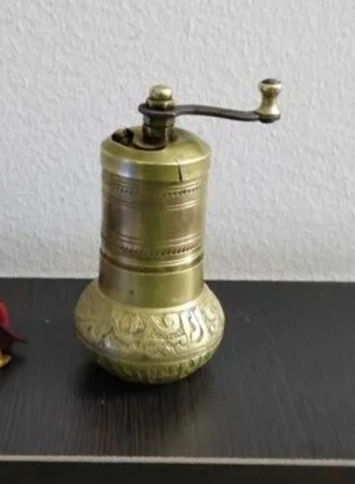 Antique Vintage Hand engraved old Arabic coffee grinder - مطحنة قهوة عربية - Image 1