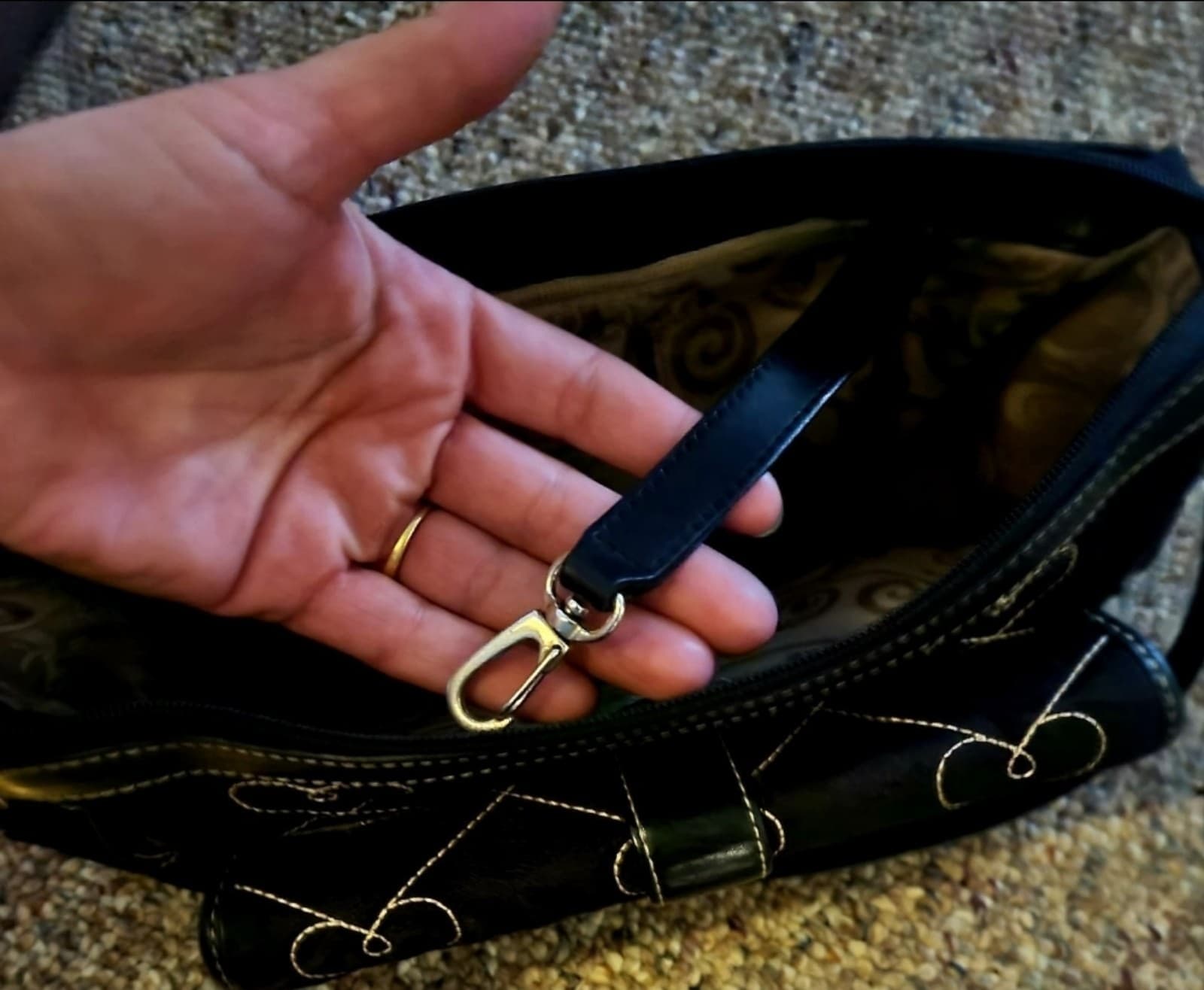 Brighton Heart Shoulder Bag sz S/M - Thumbnail 8