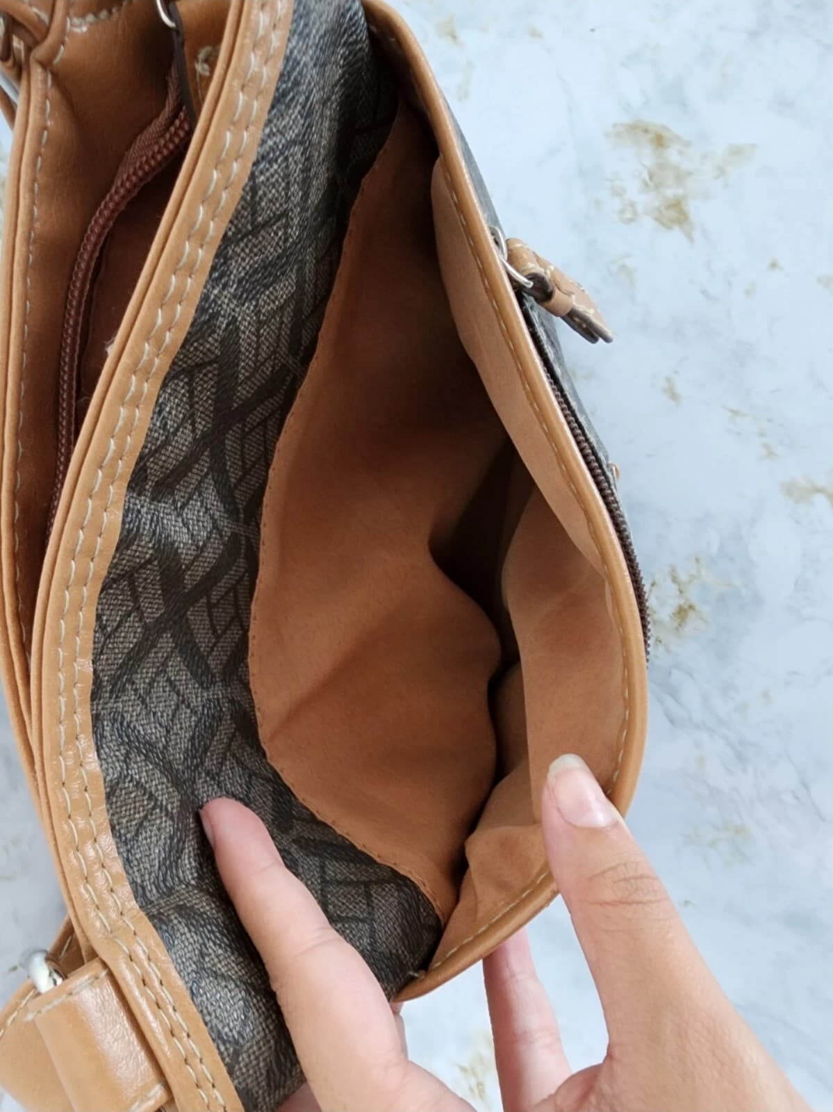 George Crossbody Shoulder Purse Bag Tan And Brown Faux Leather - Thumbnail 5