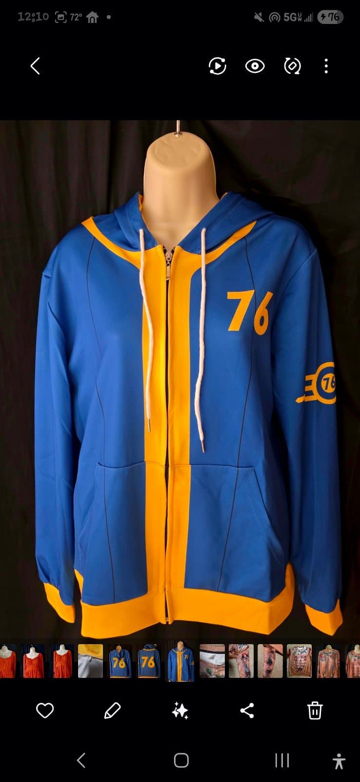 Men's Fallout Sweatshirt sz Small - Image 1