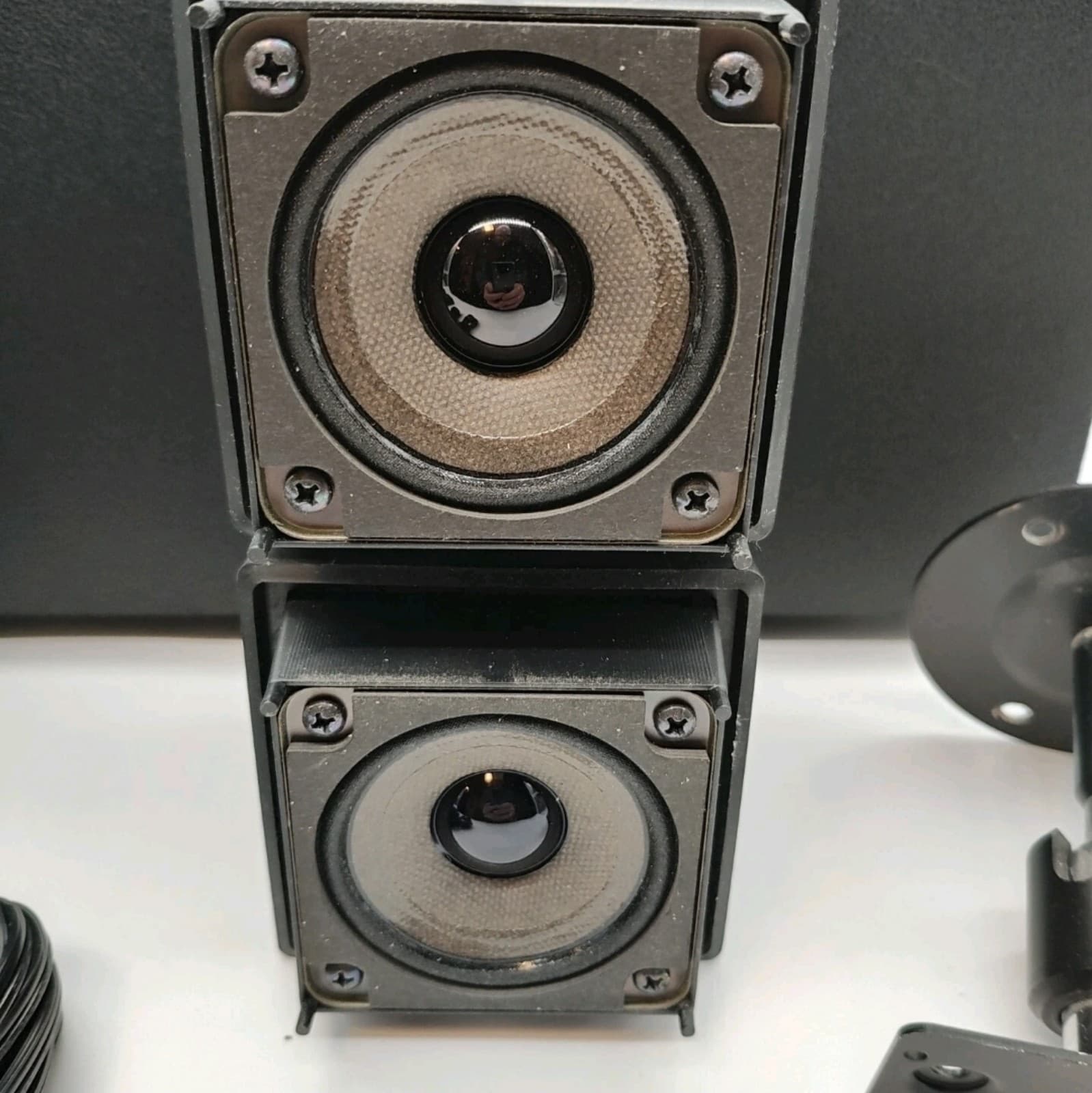 Bose AM-5 Acoustimass Satellite + Subwoofer Speaker System-Tested - Thumbnail 6