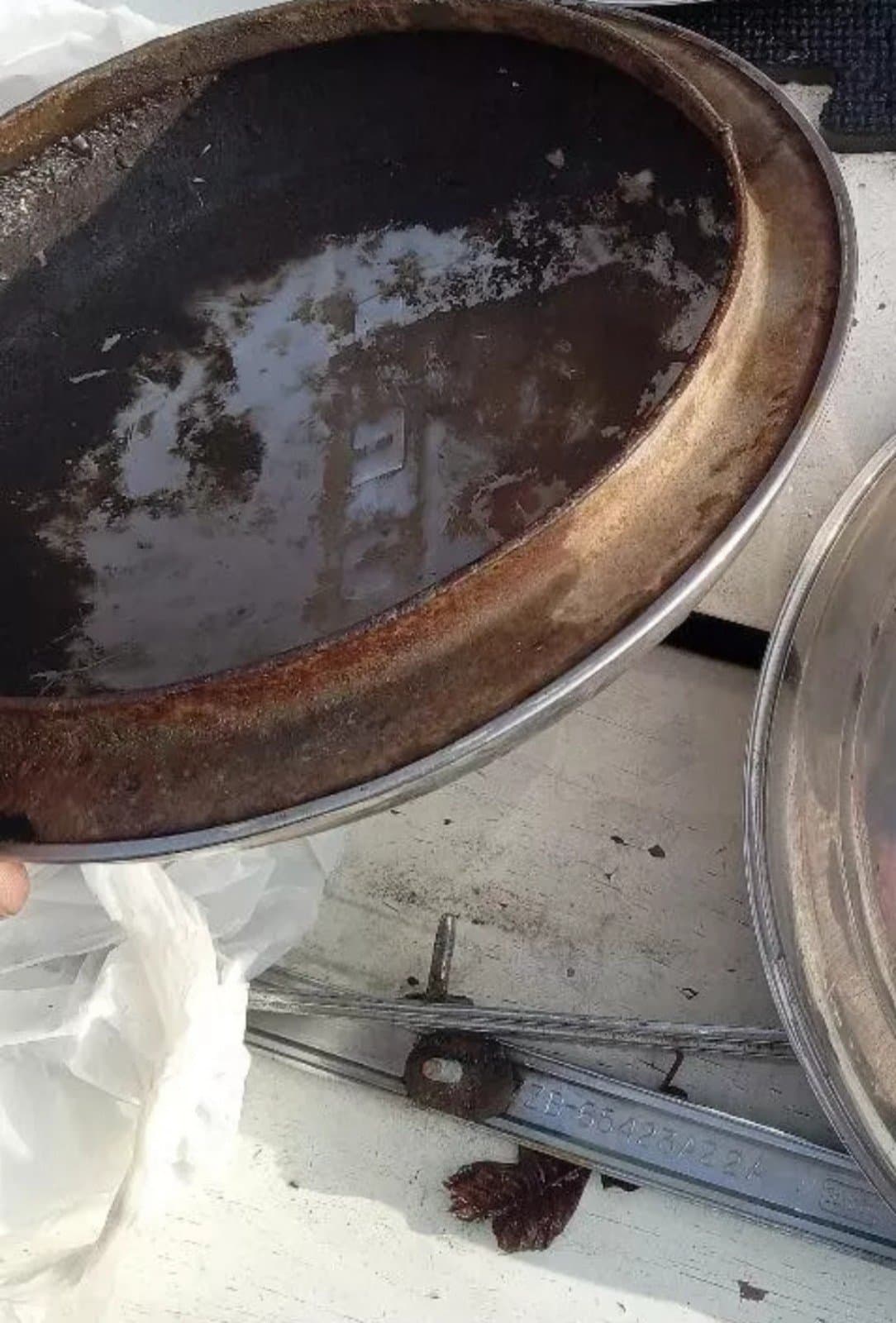 1947 1948 Ford Super Deluxe Hubcap Rim Wheel Cover Hub Cap set of 2 - Thumbnail 2