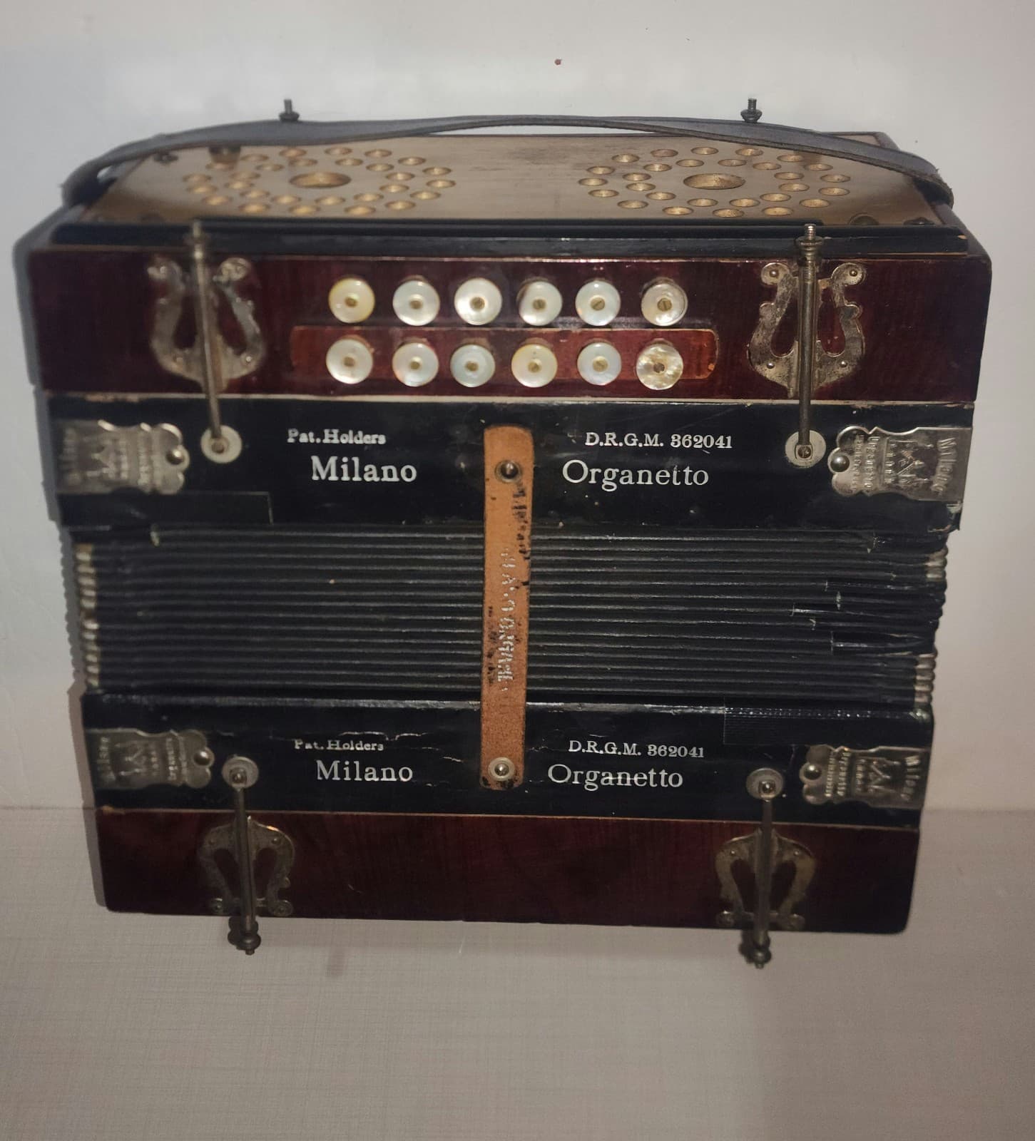 Milano Organetto 3 Row , 31 Button Accordion - Thumbnail 5