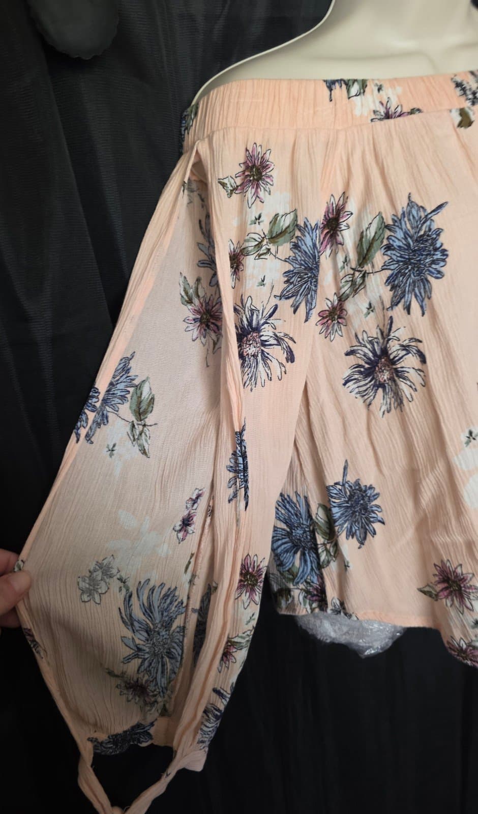 Women's Dress Shirt sz Large by HIP - Thumbnail 4