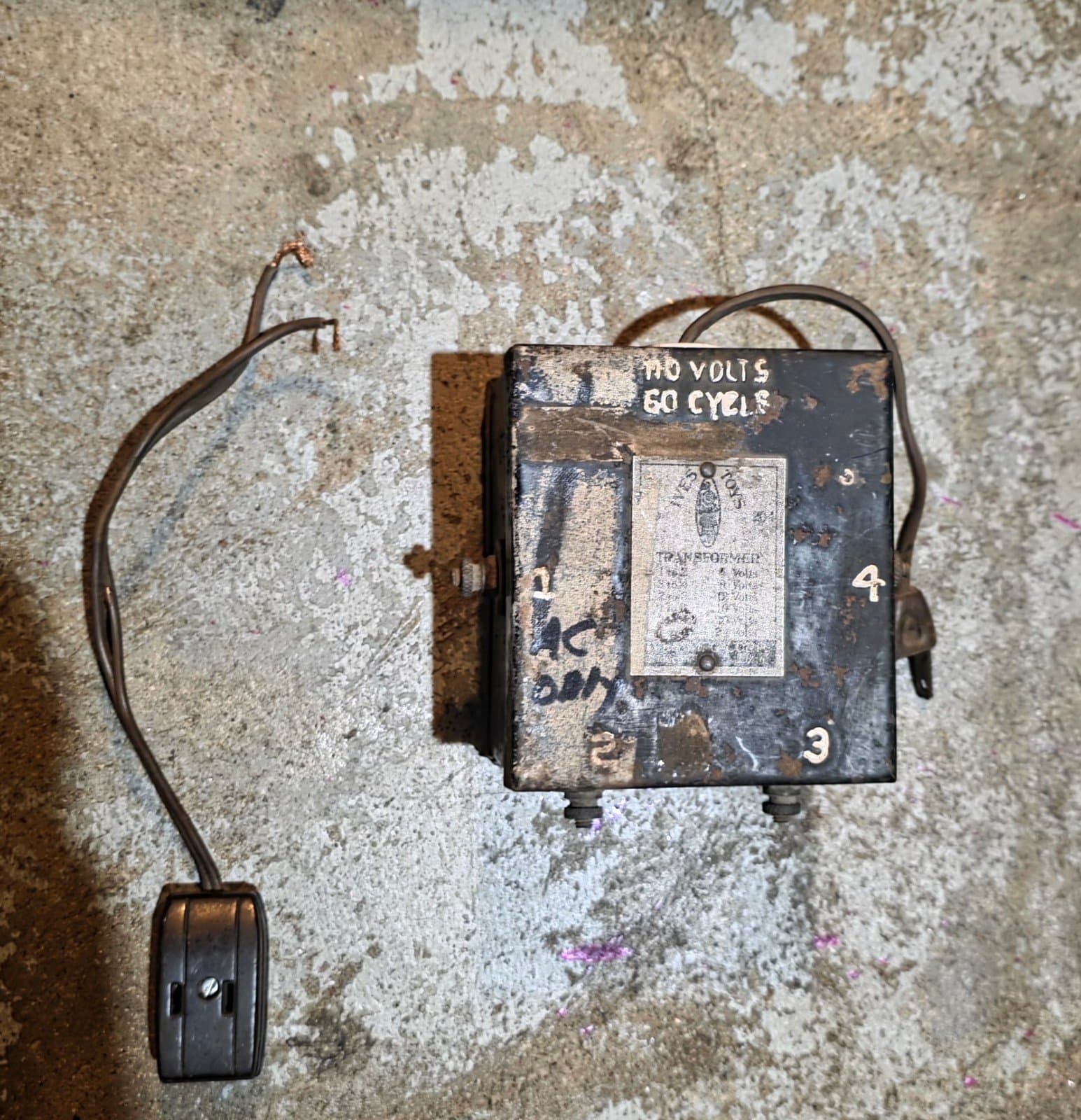 Vintage Ives Toy Transformer - Thumbnail 2