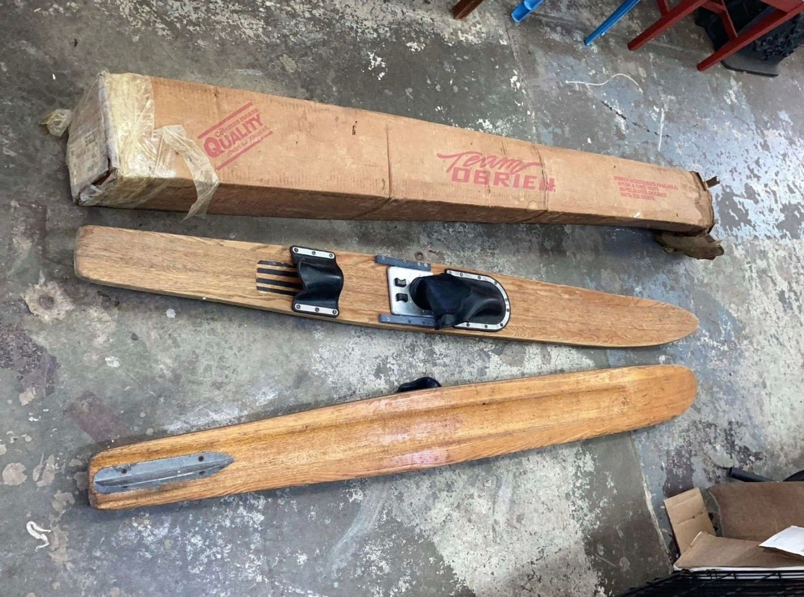 Vintage O'Brien Competition 68” Wood Slalom Water Ski - Thumbnail 2