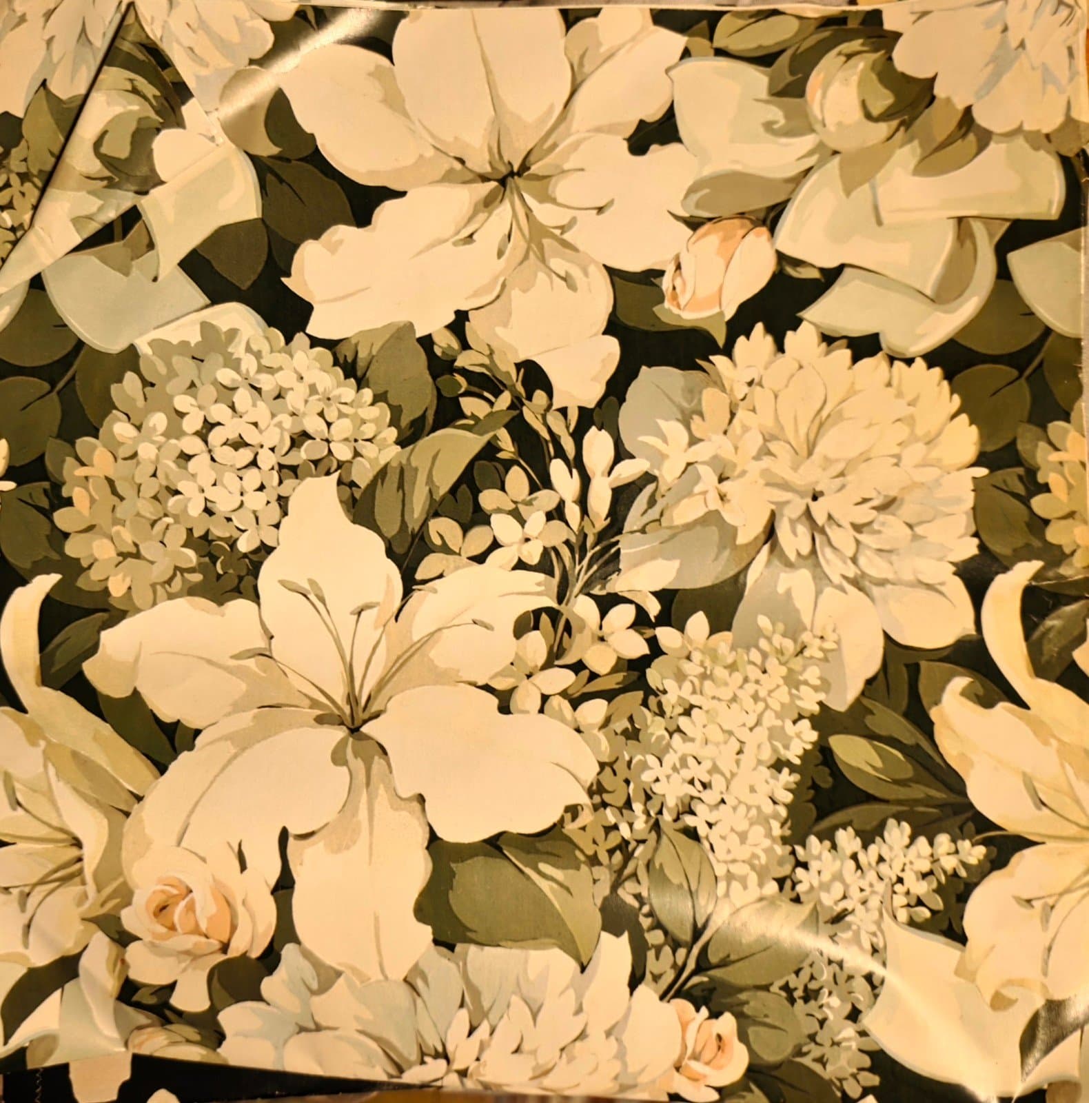 Hallmark Wrapping Paper+ Bonus - Thumbnail 5