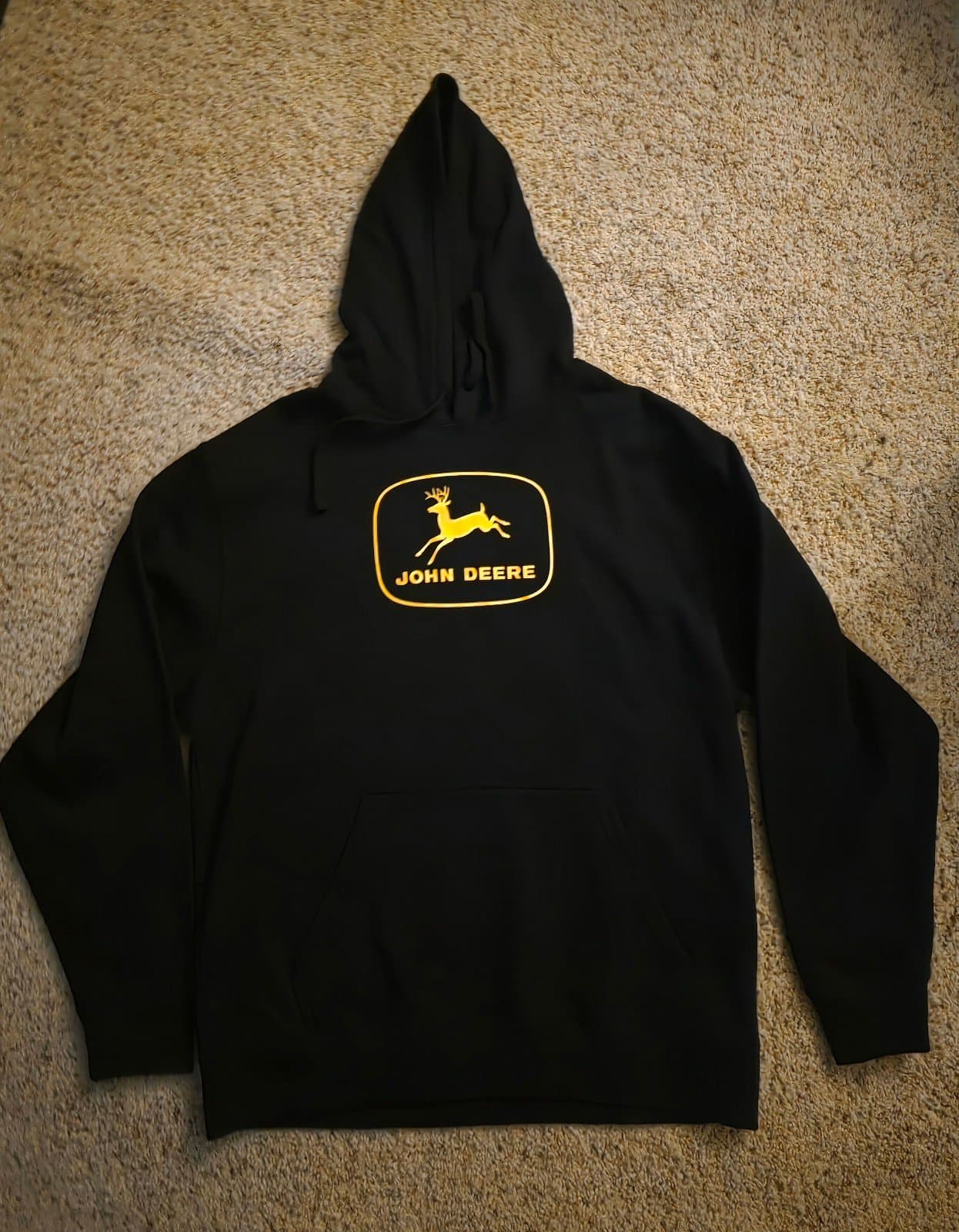 John Deere Hoodie size Large - Thumbnail 2