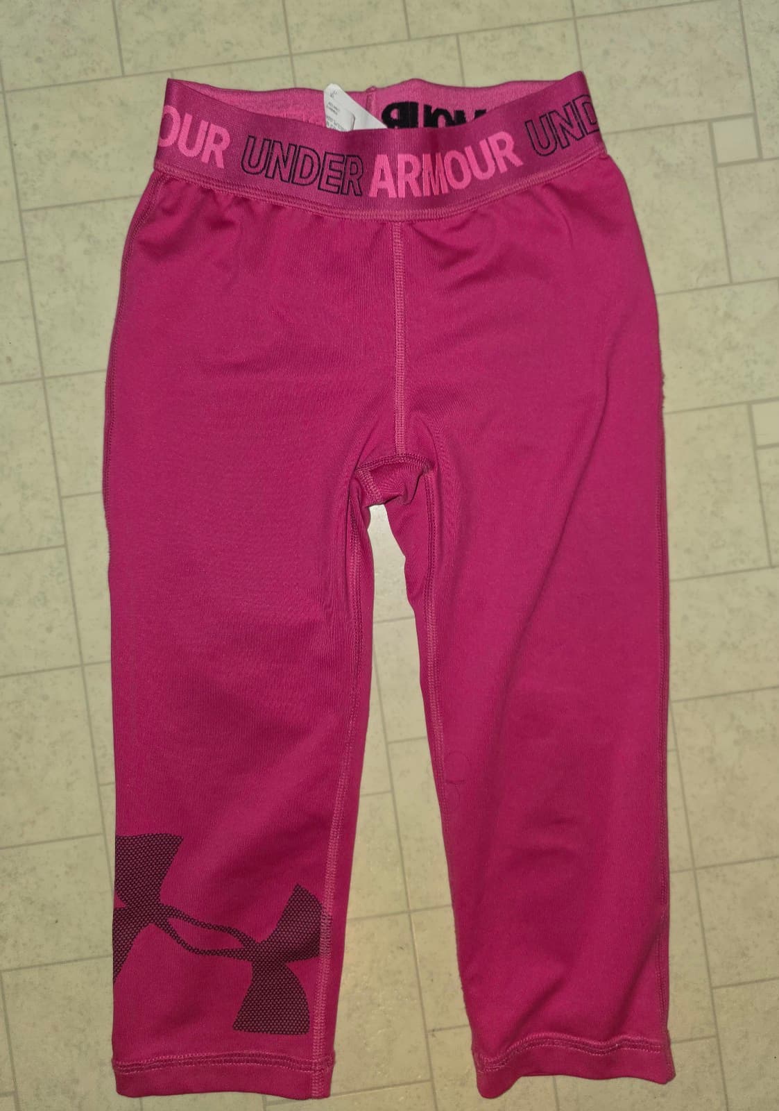 Girls Under Armour Thermals size XS - Image 1