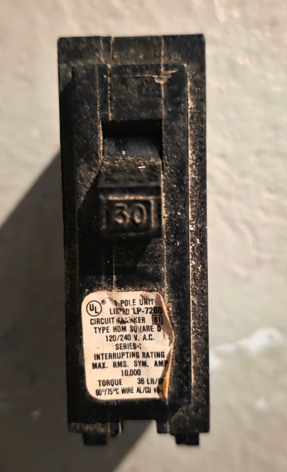 Challenger single-pole 30 amp circuit breaker 10ct - Image 1