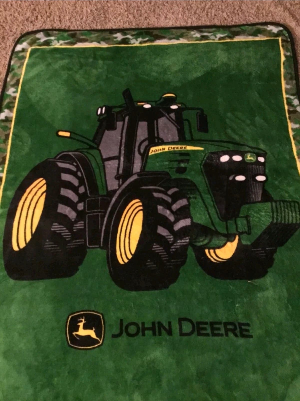 Vintage John Deere Fleece Throw Blanket Tractor Green Camouflage 60” X 46” - Thumbnail 3