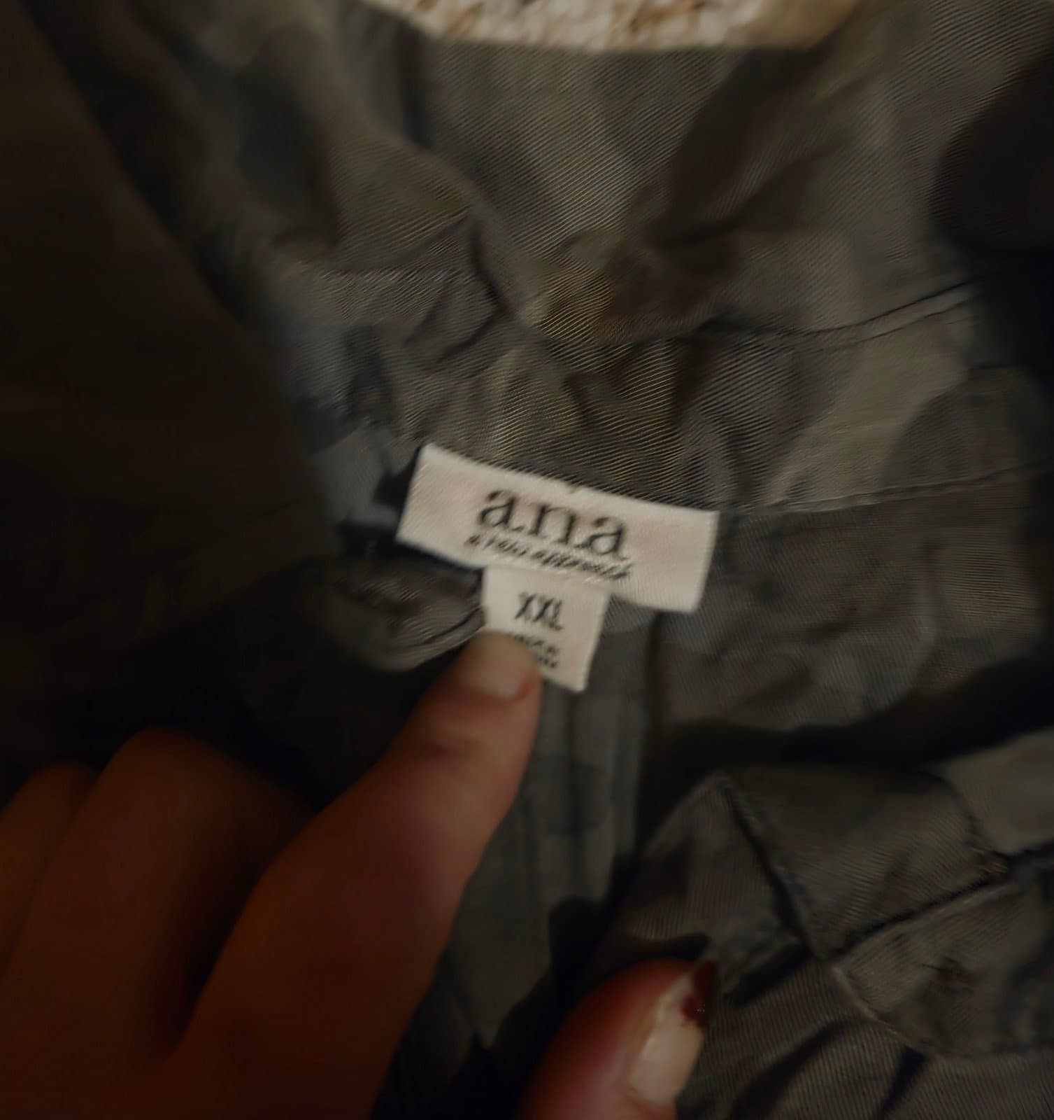 Women's Camo Shirt sz 2X - Thumbnail 3