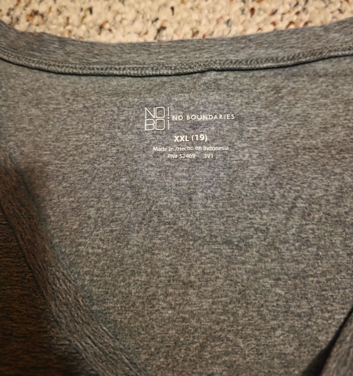 Women's shirt sz 2x - Thumbnail 2