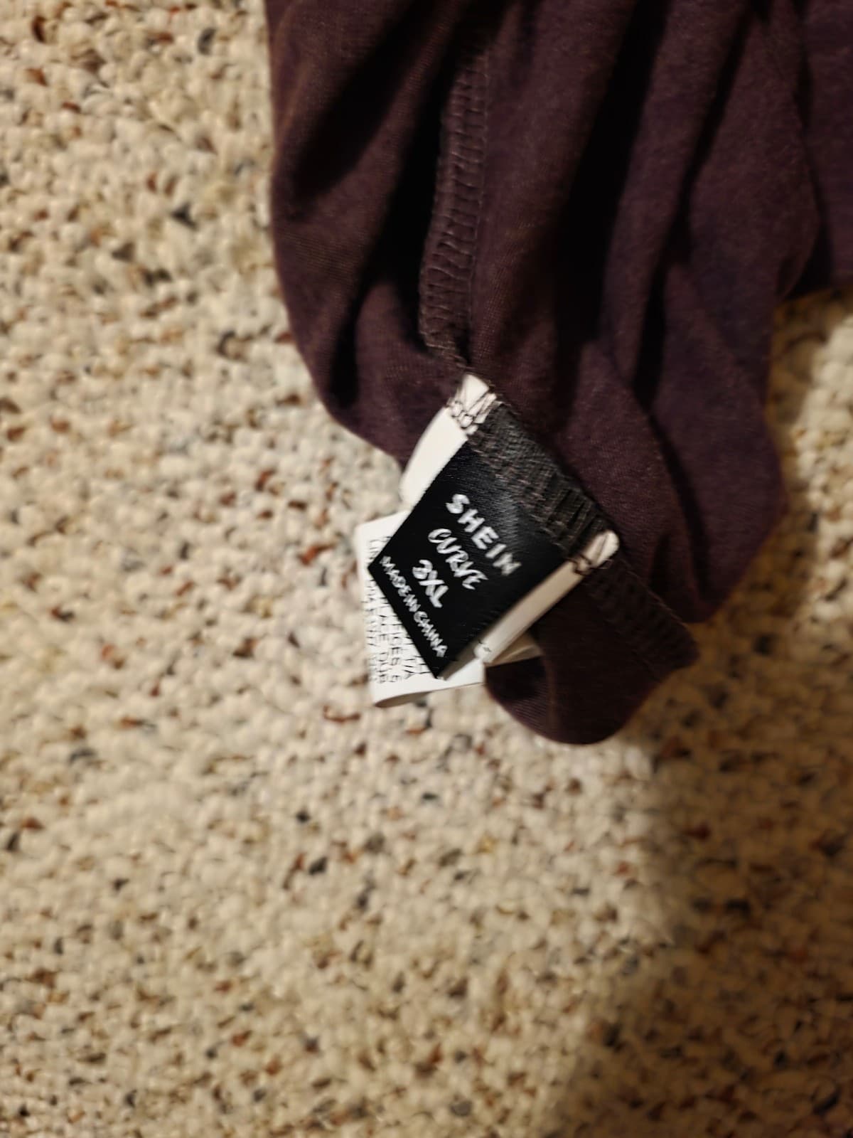 Women's Shirt sz 3x Curvy - Thumbnail 2