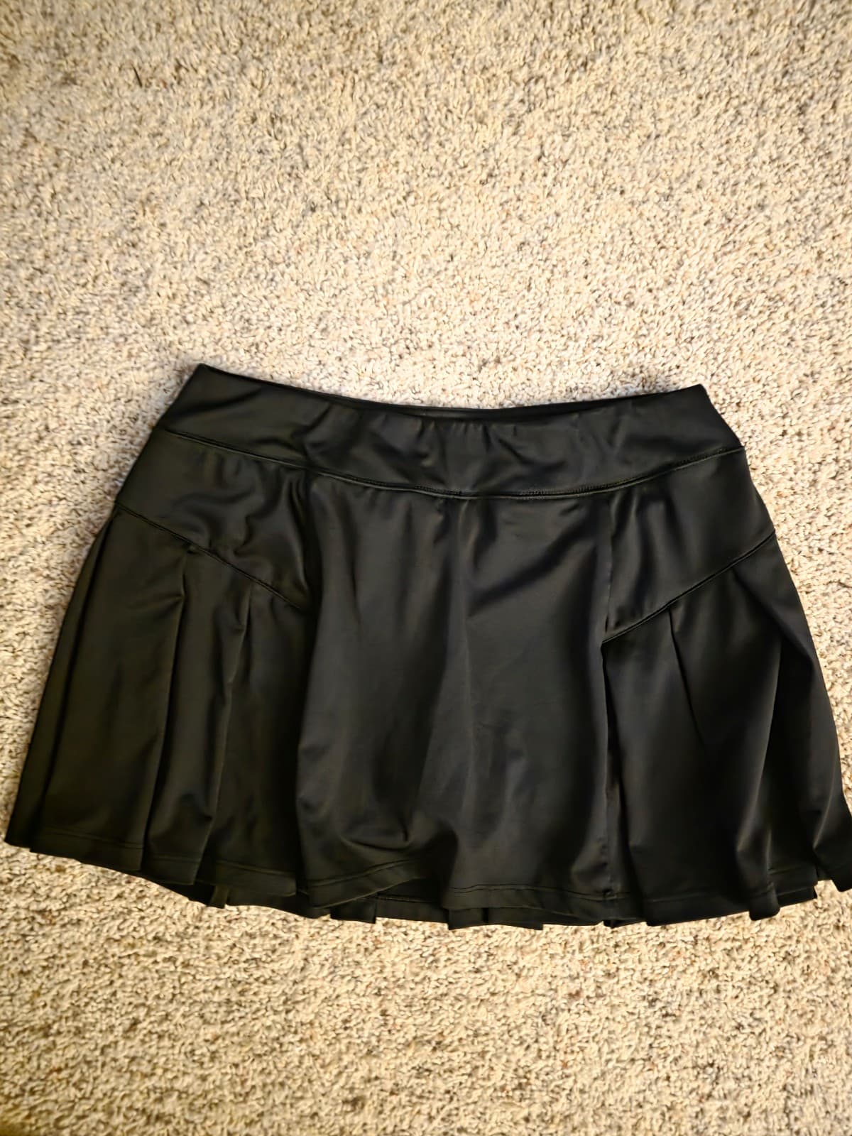 Women's Athletic Skorts sz L - Image 1