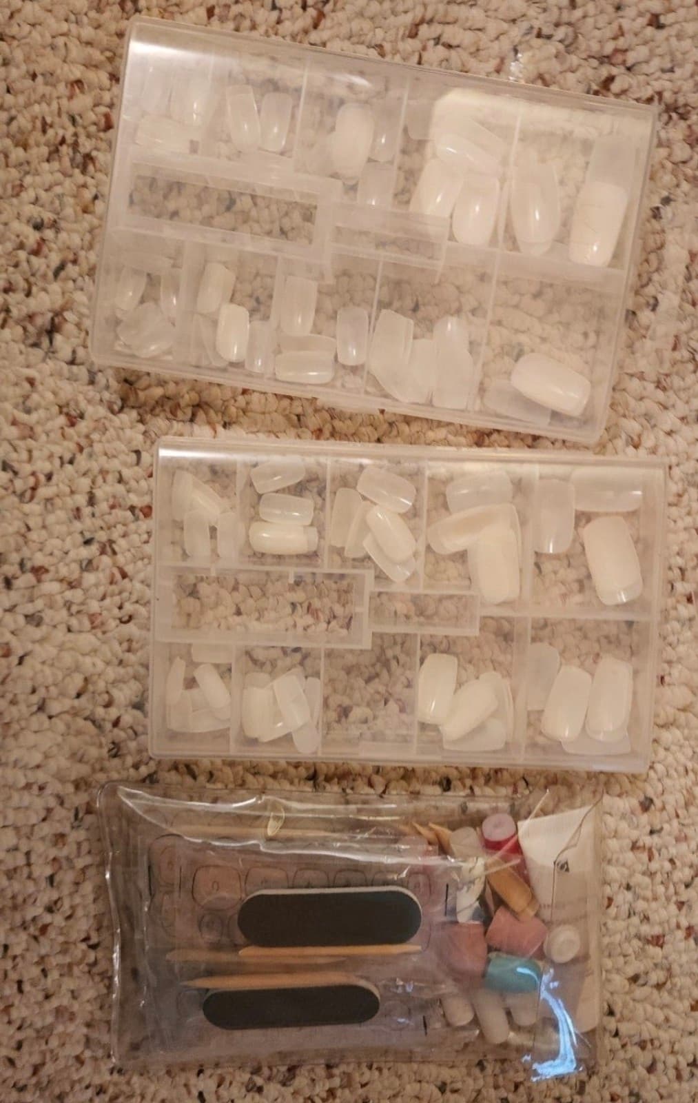 Artificial nails - Thumbnail 2