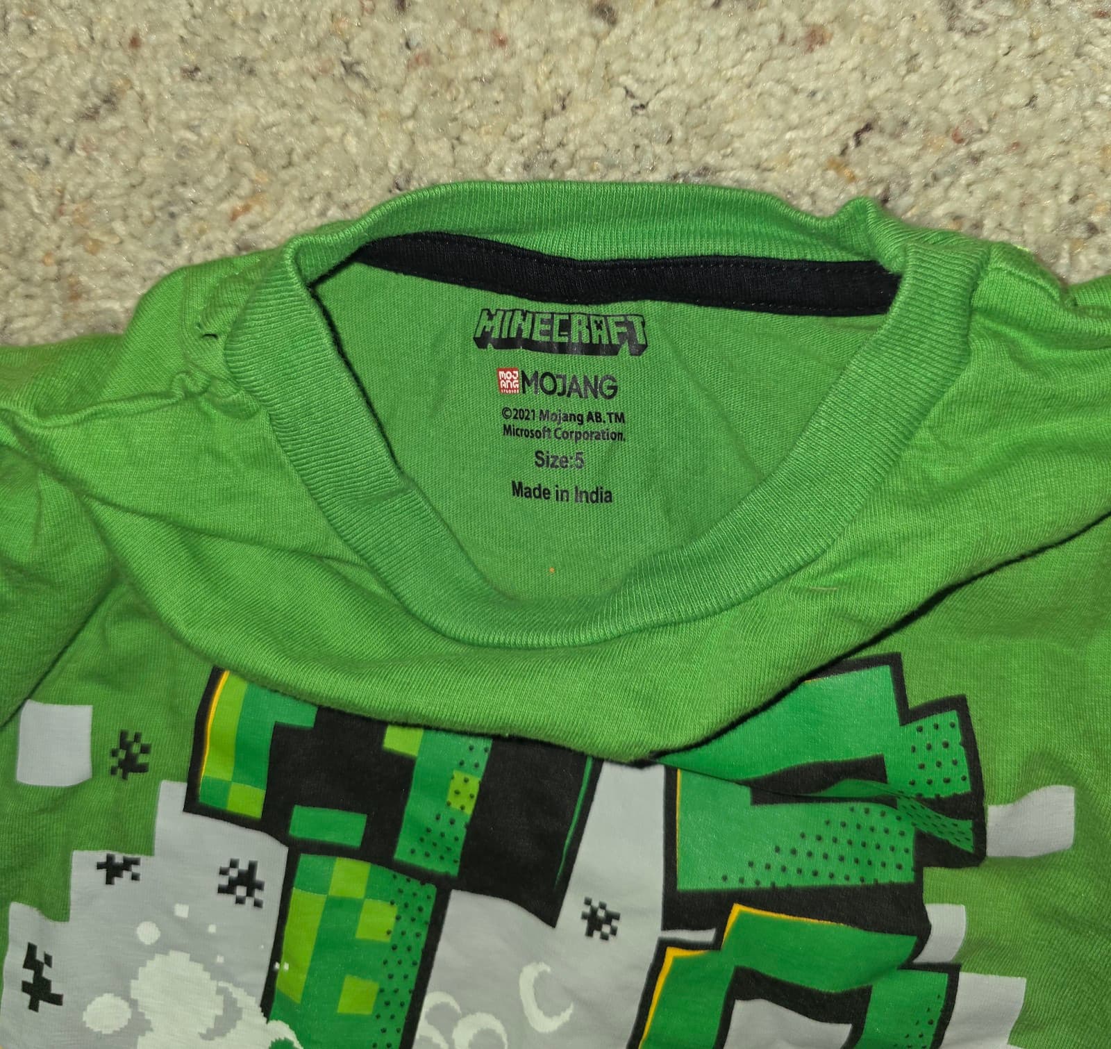 Boys Minecraft Shirt sz 6 - Thumbnail 2