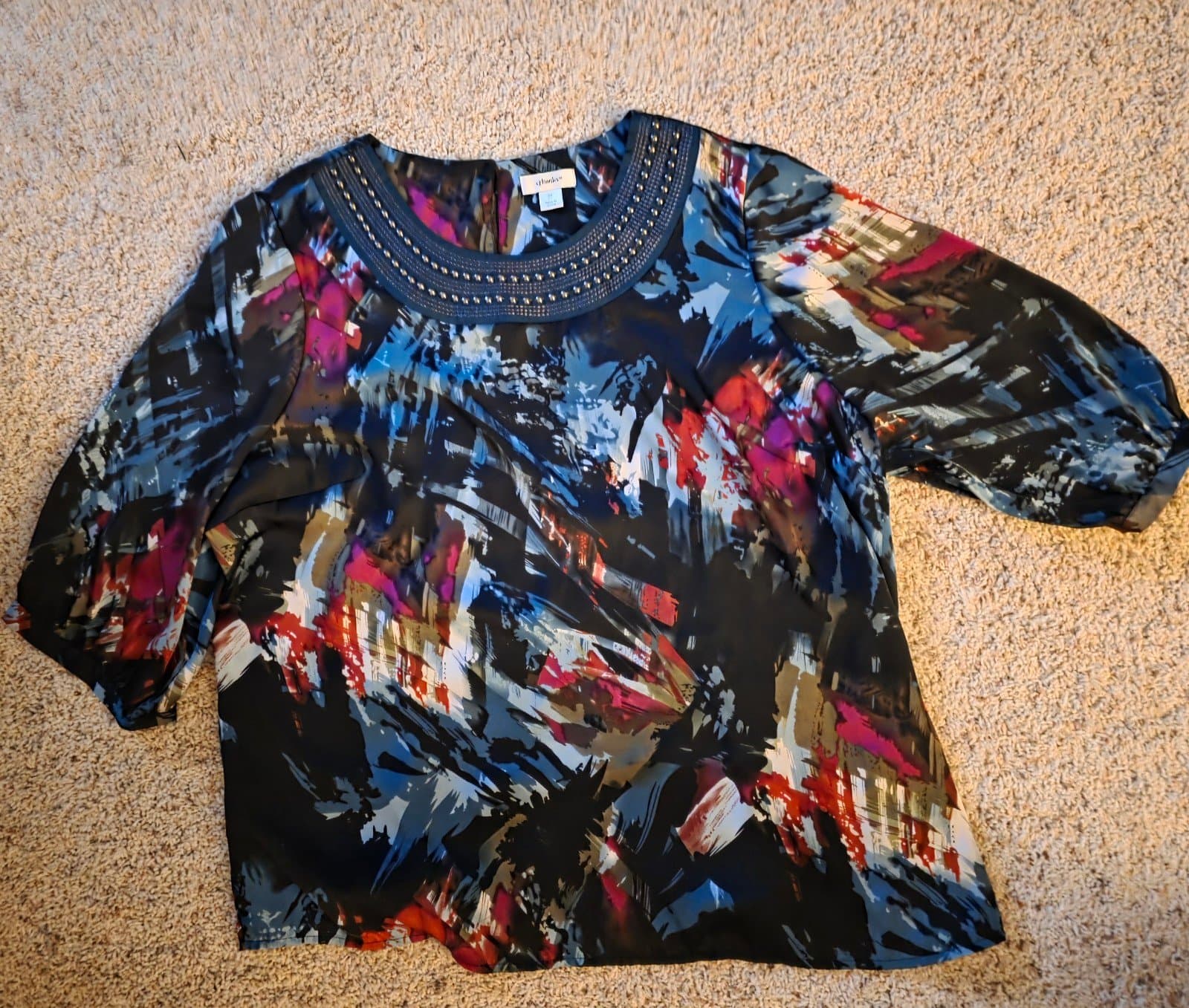 Women's Top size 2X - Thumbnail 2