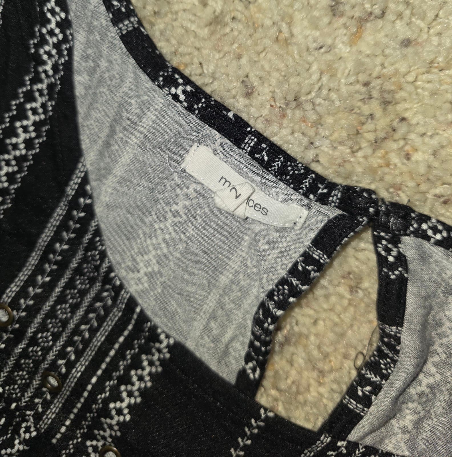 Women's Cold Shoulder Top sz 2X - Thumbnail 3