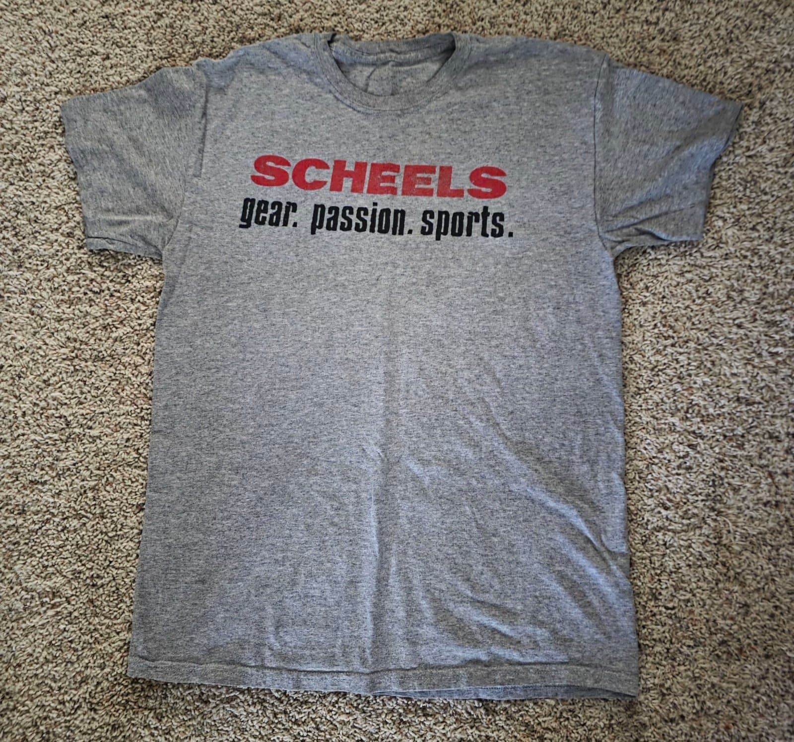 Men's Scheels T-Shirt sz Large - Image 1