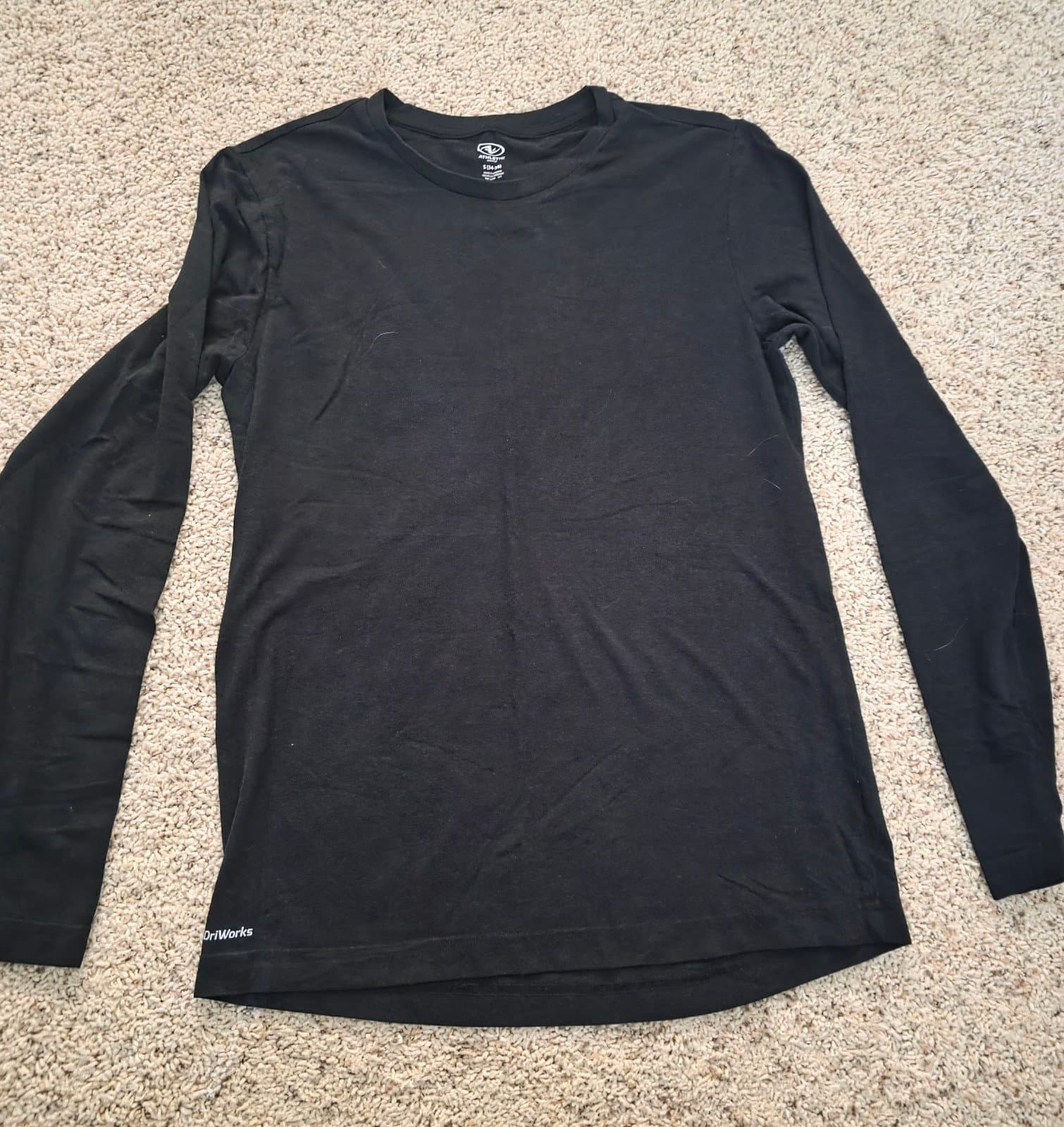 Men's sz Small long sleeve shirt by Athletic - Image 1