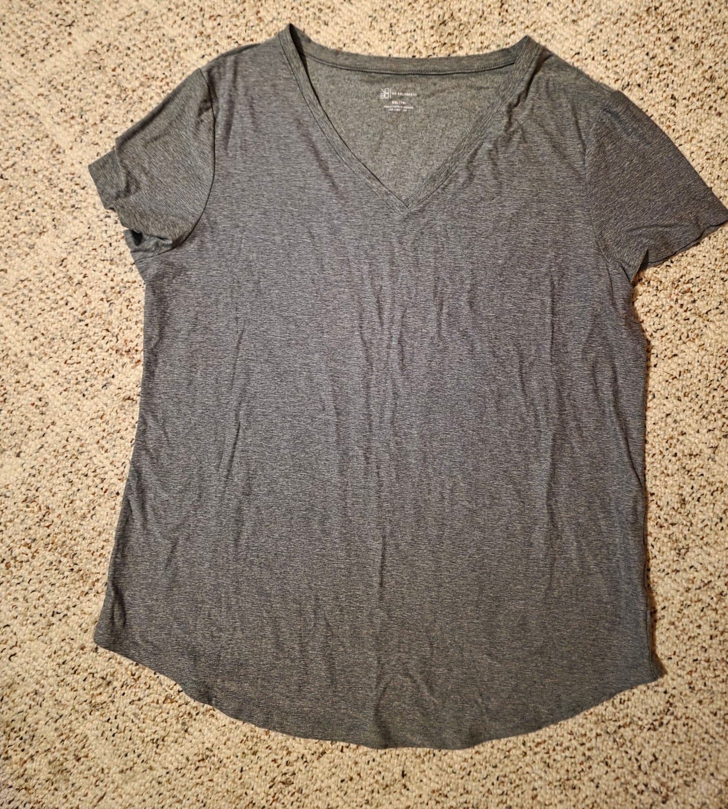 Women's Shirt sz 2X No Boundaries - Image 1