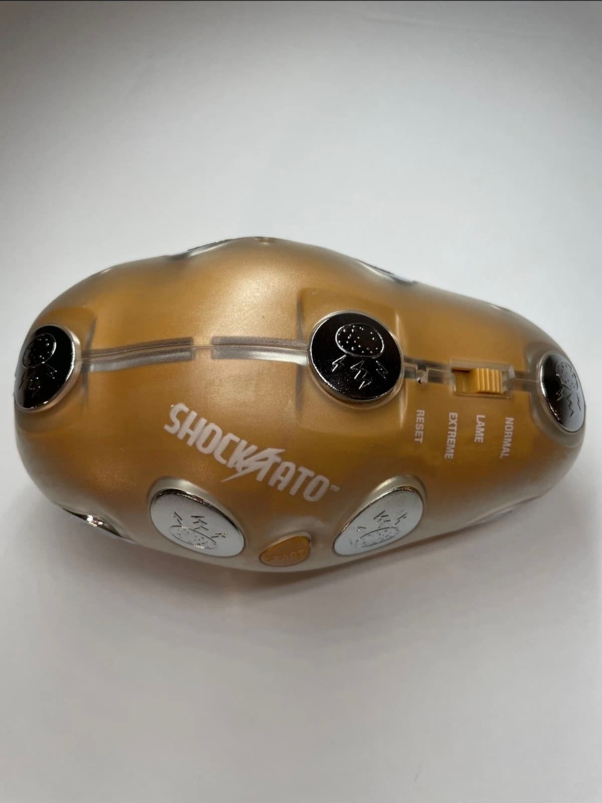 Party Game Hilariously Funny Shocking Hot Potato - Thumbnail 5