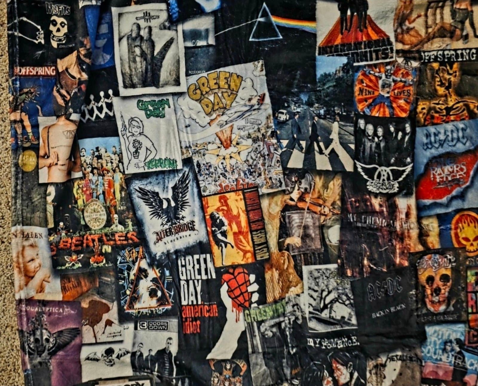 Rock Band Collage Soft Throw Blanket 60"X50" for Music Lovers - Thumbnail 2