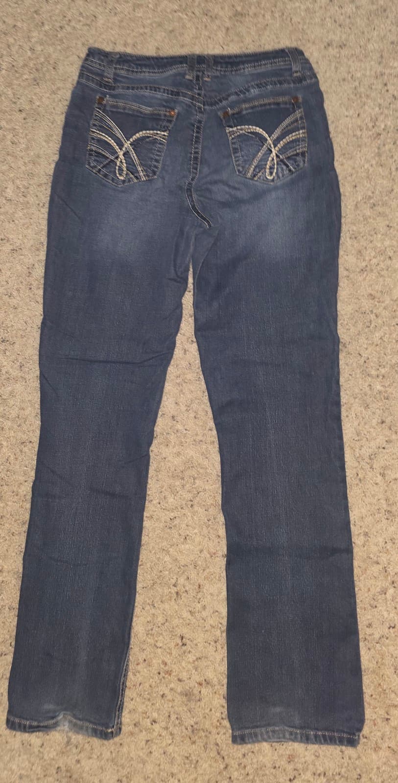 Women's Flare Leg Jeans sz7 - Thumbnail 3