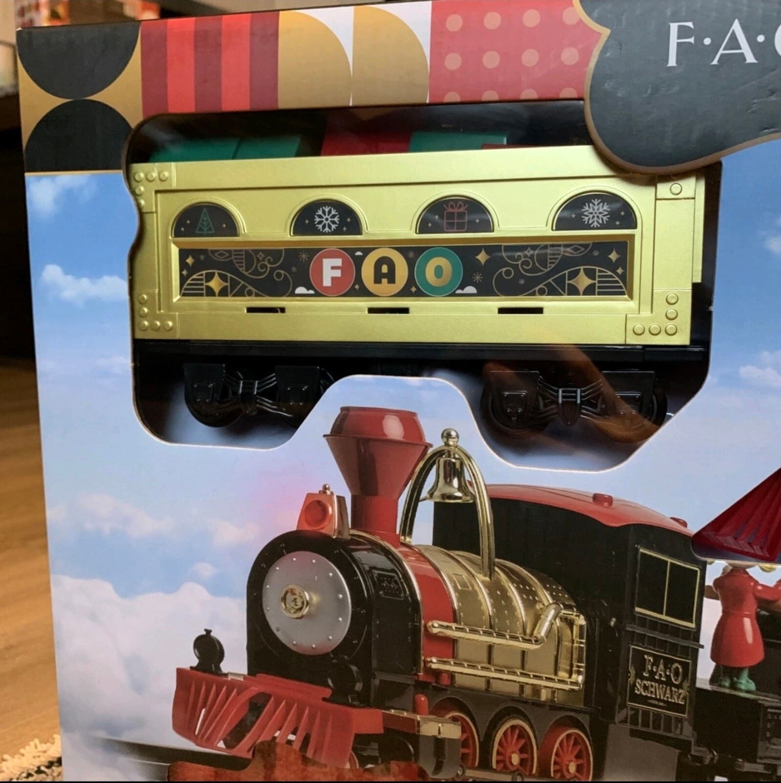 FAO Schwarz Motorized Train Set - 30 Piece - Thumbnail 5
