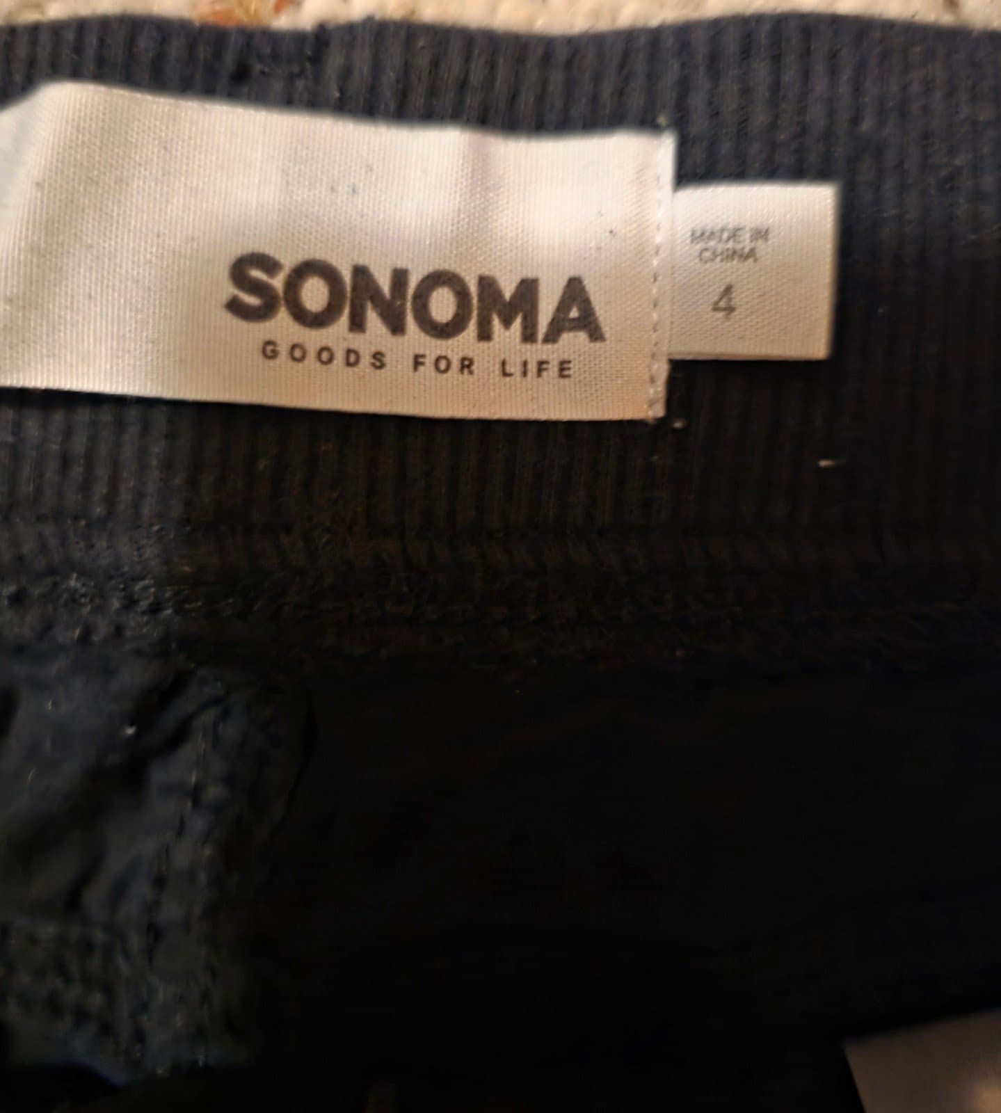 Women's Black Shorts sz 4 by Sonoma - Thumbnail 2
