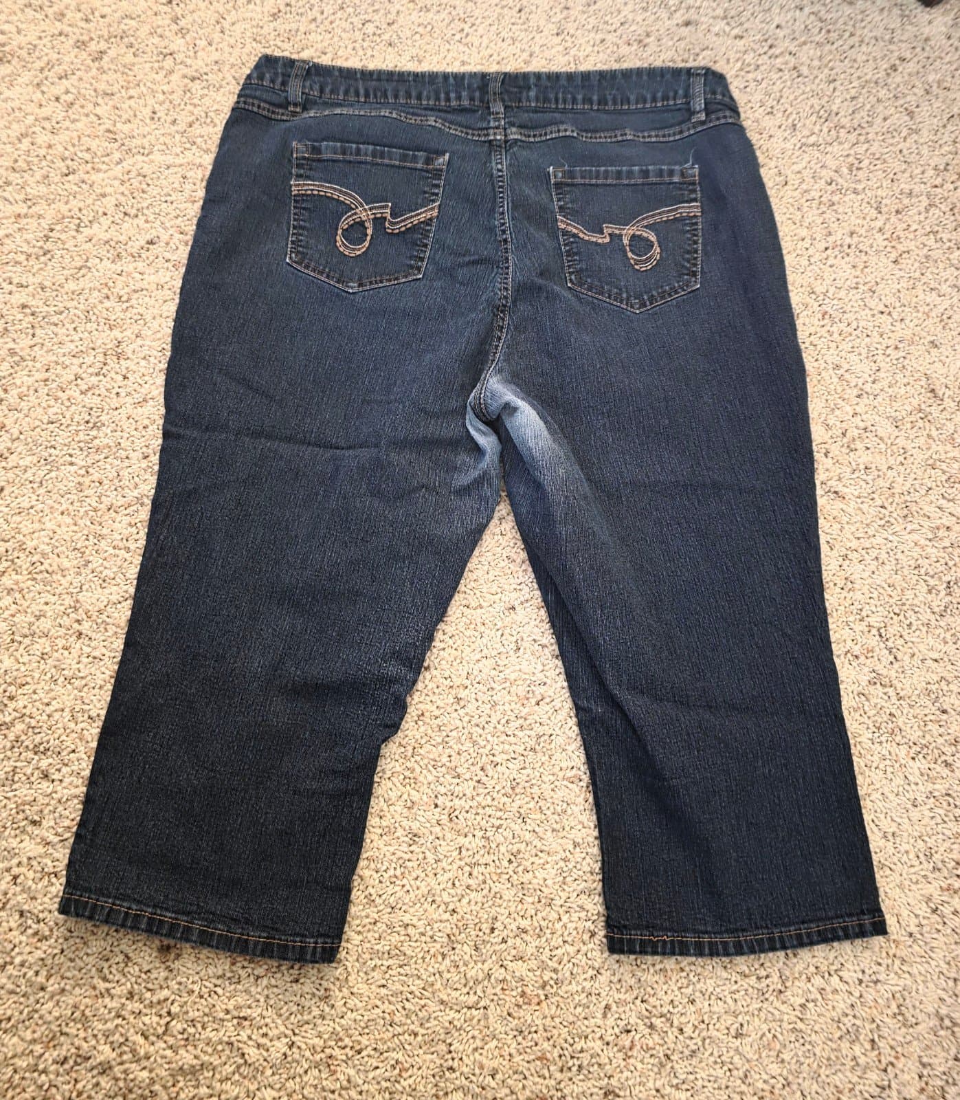 Women's Capris sz 18 by D Jeans - Thumbnail 3