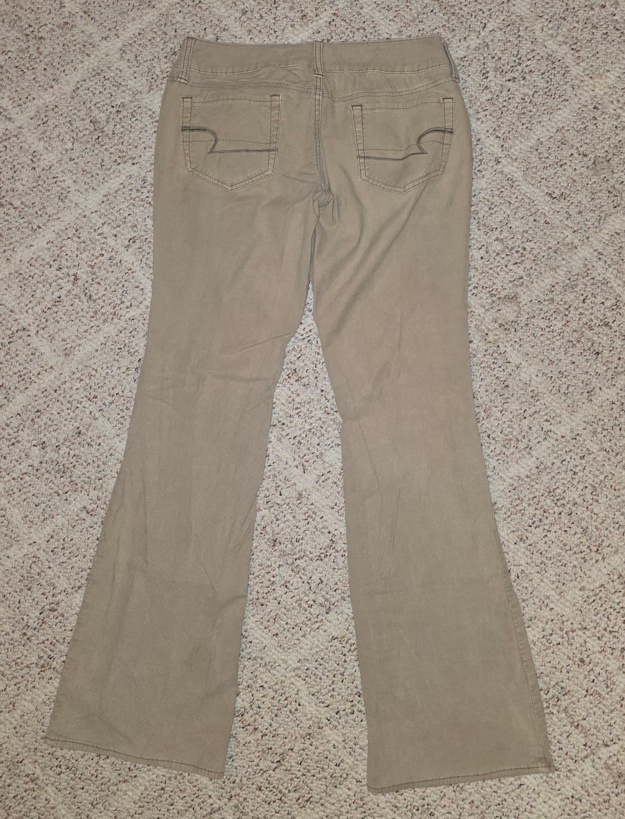 Women's size 6 Boot Cut American Eagle Jeans - Thumbnail 5