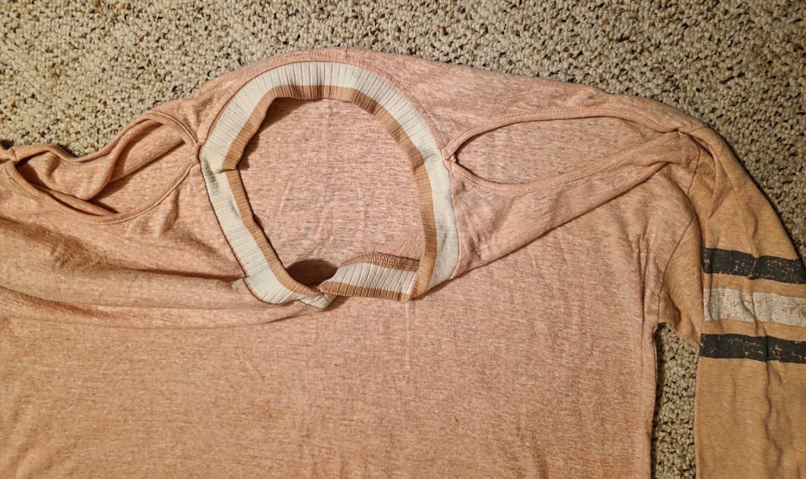 Women's Cold Shoulder Top sz 3x - Thumbnail 4