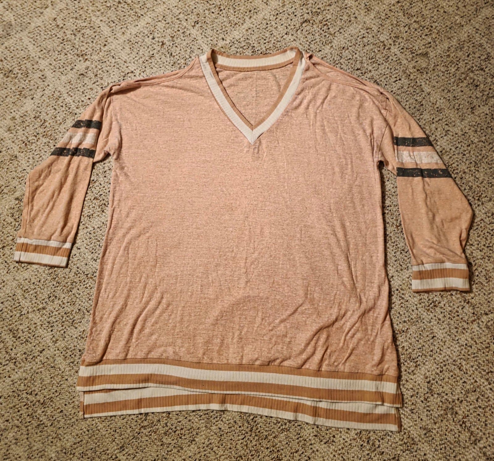 Women's Cold Shoulder Top sz 3x - Thumbnail 2