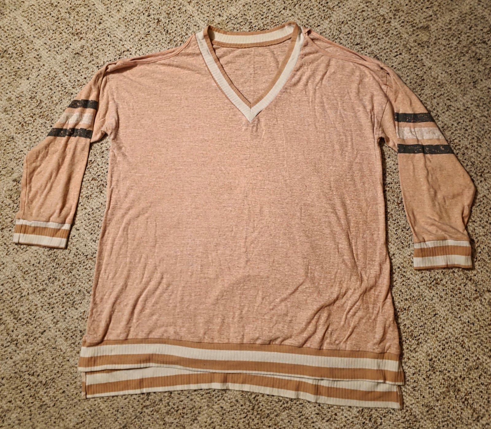 Women's Cold Shoulder Top sz 3x - Image 1