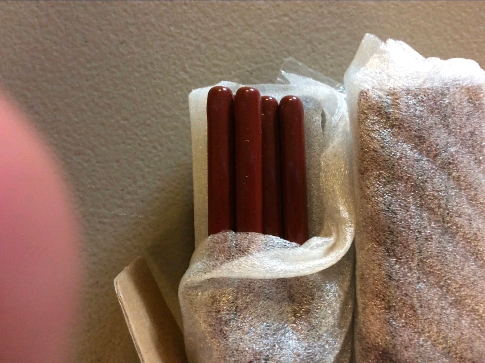 Space Saving Hangers - 2 Pack Wood Scarf Hangers for Closet - Thumbnail 2