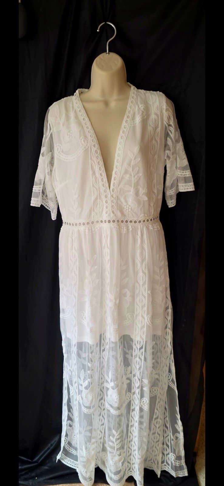 Women's Bohemian V-neck lace Dress sz L - Image 1