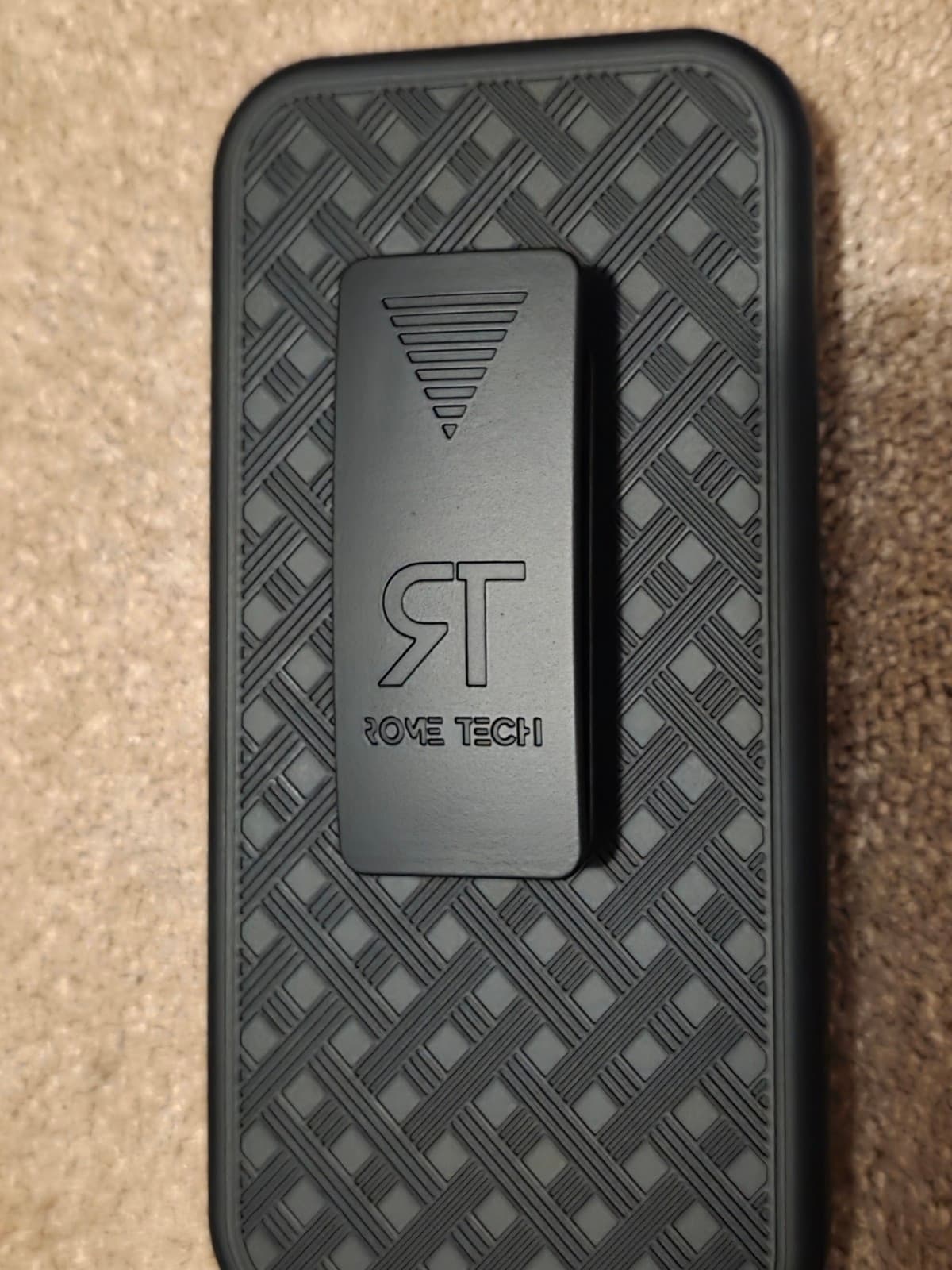 iPhone 16 Case Black - Thumbnail 4