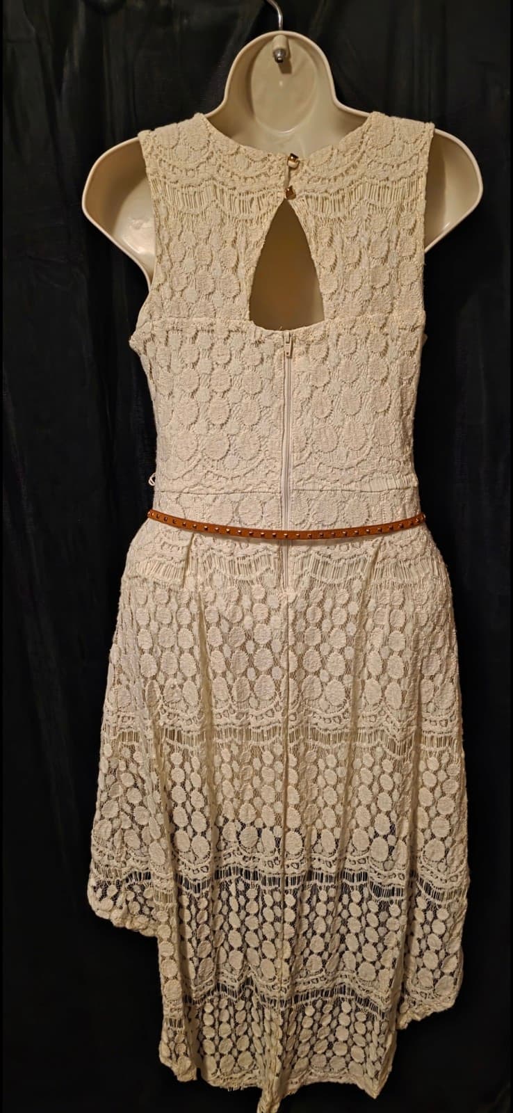 Ivory Dress sz M - Thumbnail 3