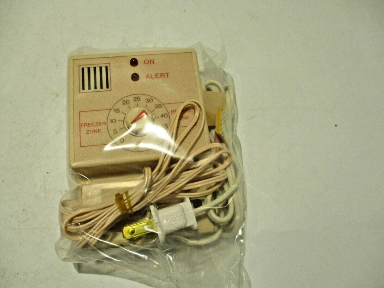 TA-2 Temperature Alarm Adjustable Range 0-50F - Thumbnail 3