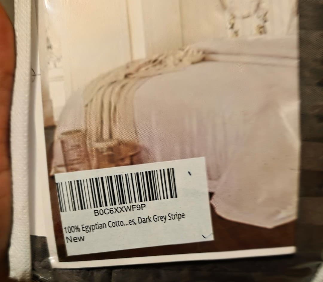 Egyptian Cotton Grey Strip Pillowcases x2 - Thumbnail 3