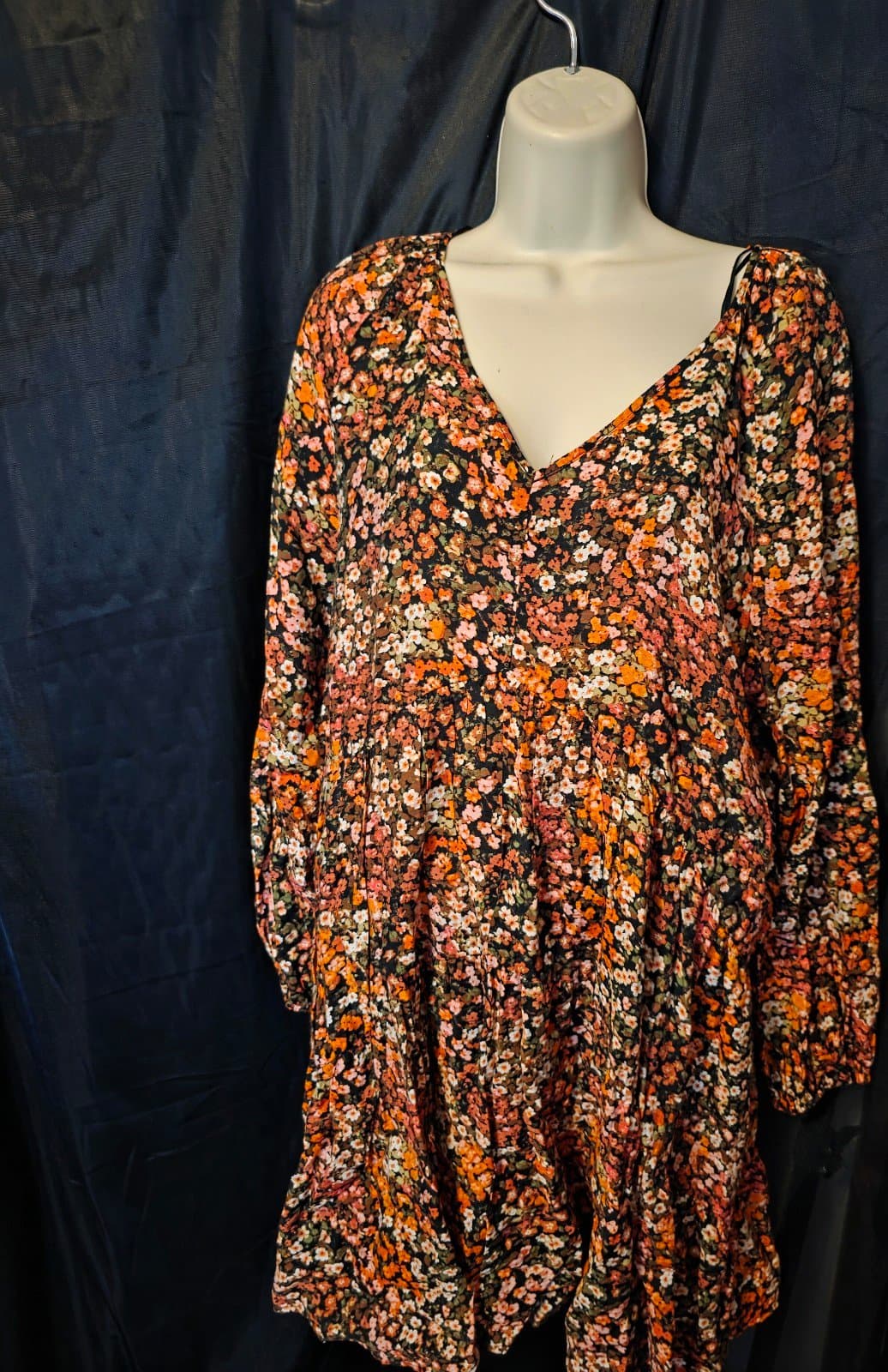 Floral Dress Long Sleeved sz M - Image 1