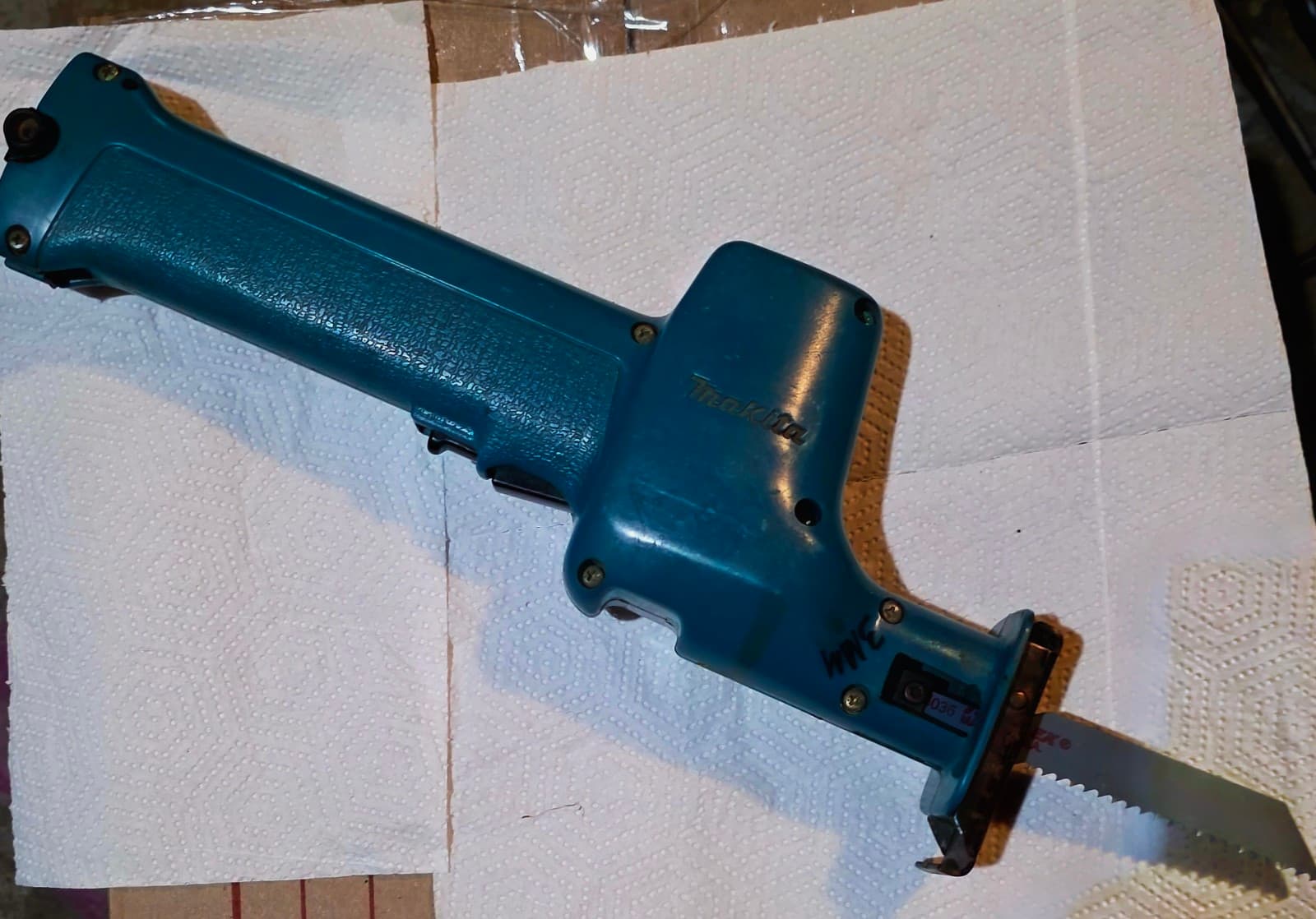 Makita 4390D Reciprocating Saw Bare Tool - Thumbnail 2