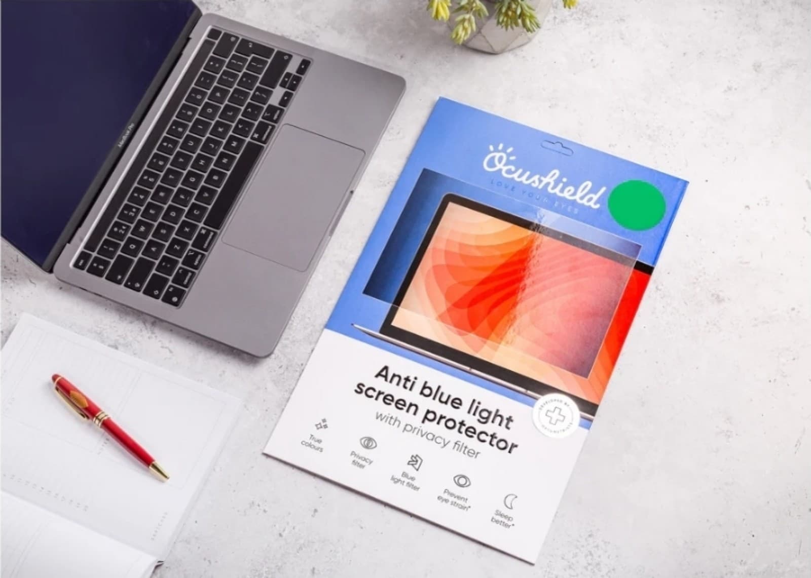 MacBook Pro 14 Screen Protector - Anti Blue Screen - Thumbnail 6